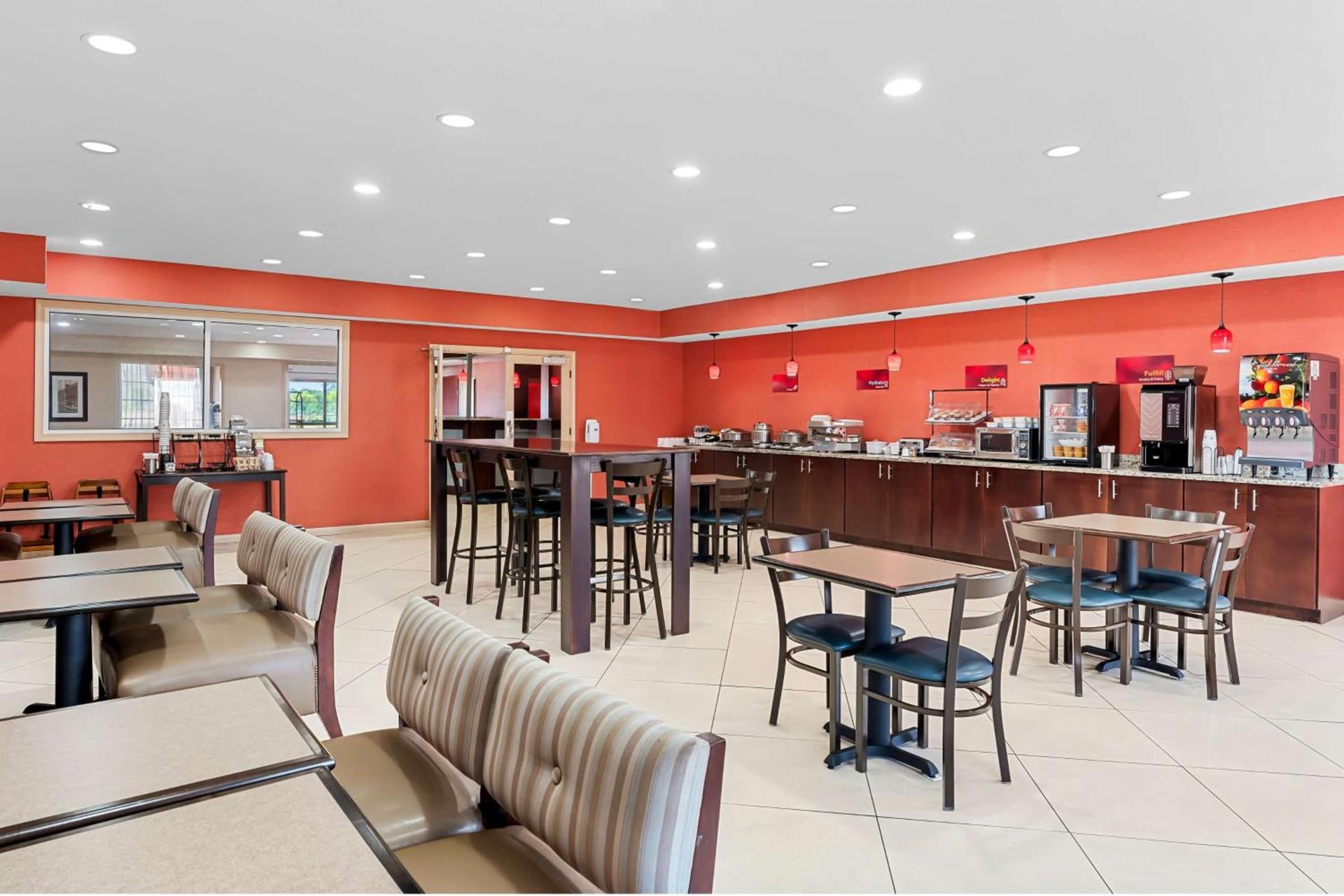 Best Western Plus - Magee Inn & Suites photo 7