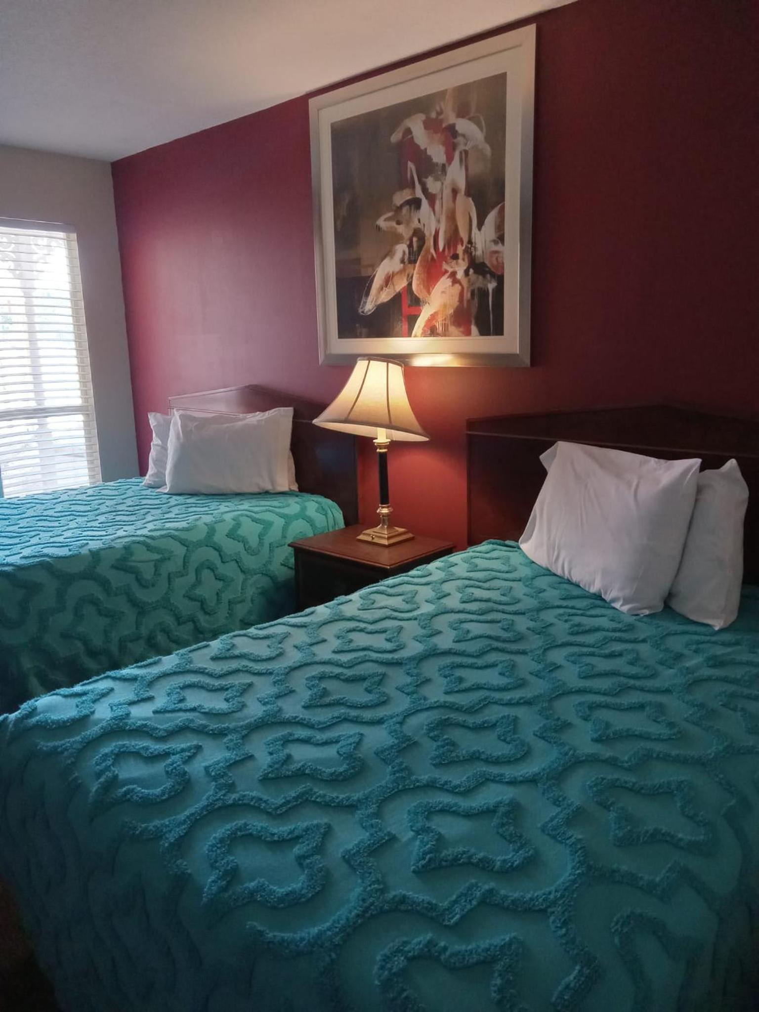 Victorian Inn photo 24