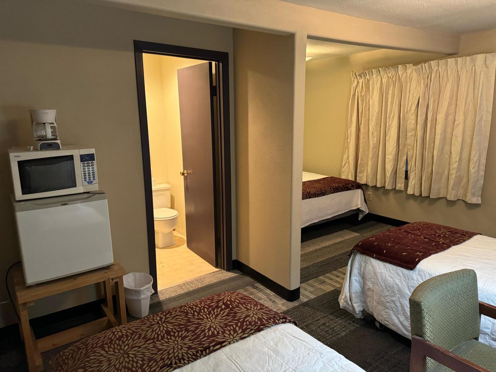Rustic Lodge photo 29