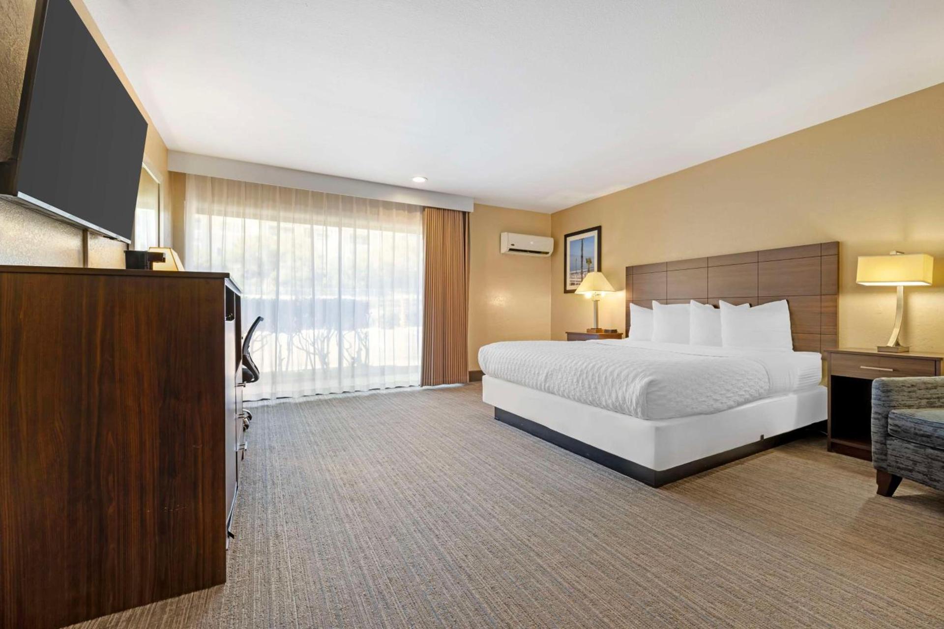 Best Western Oceanside Inn photo 13