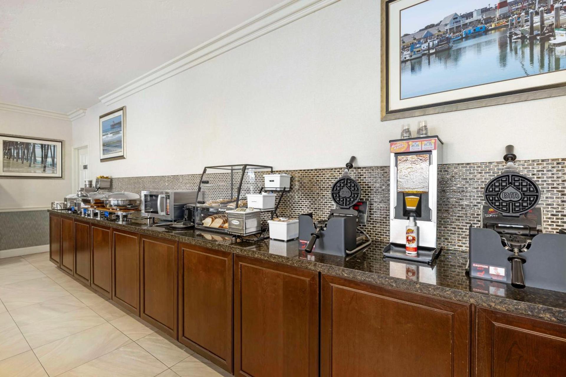 Best Western Oceanside Inn photo 9