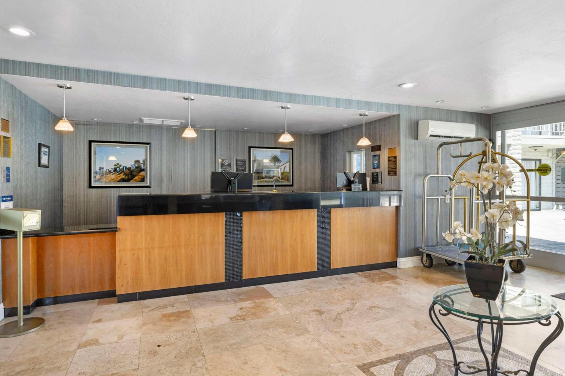 Best Western Oceanside Inn photo 2