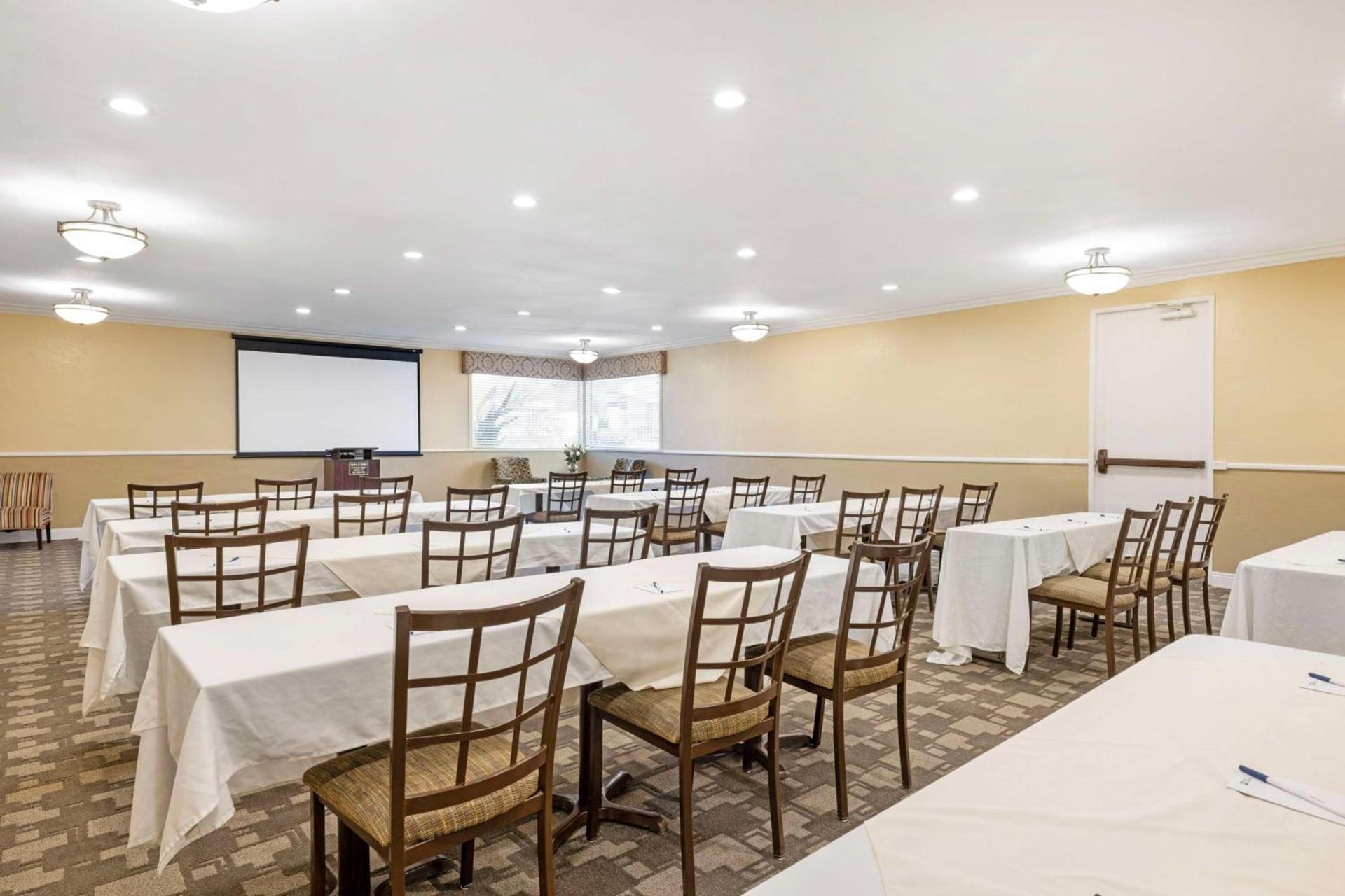 Best Western Oceanside Inn photo 33