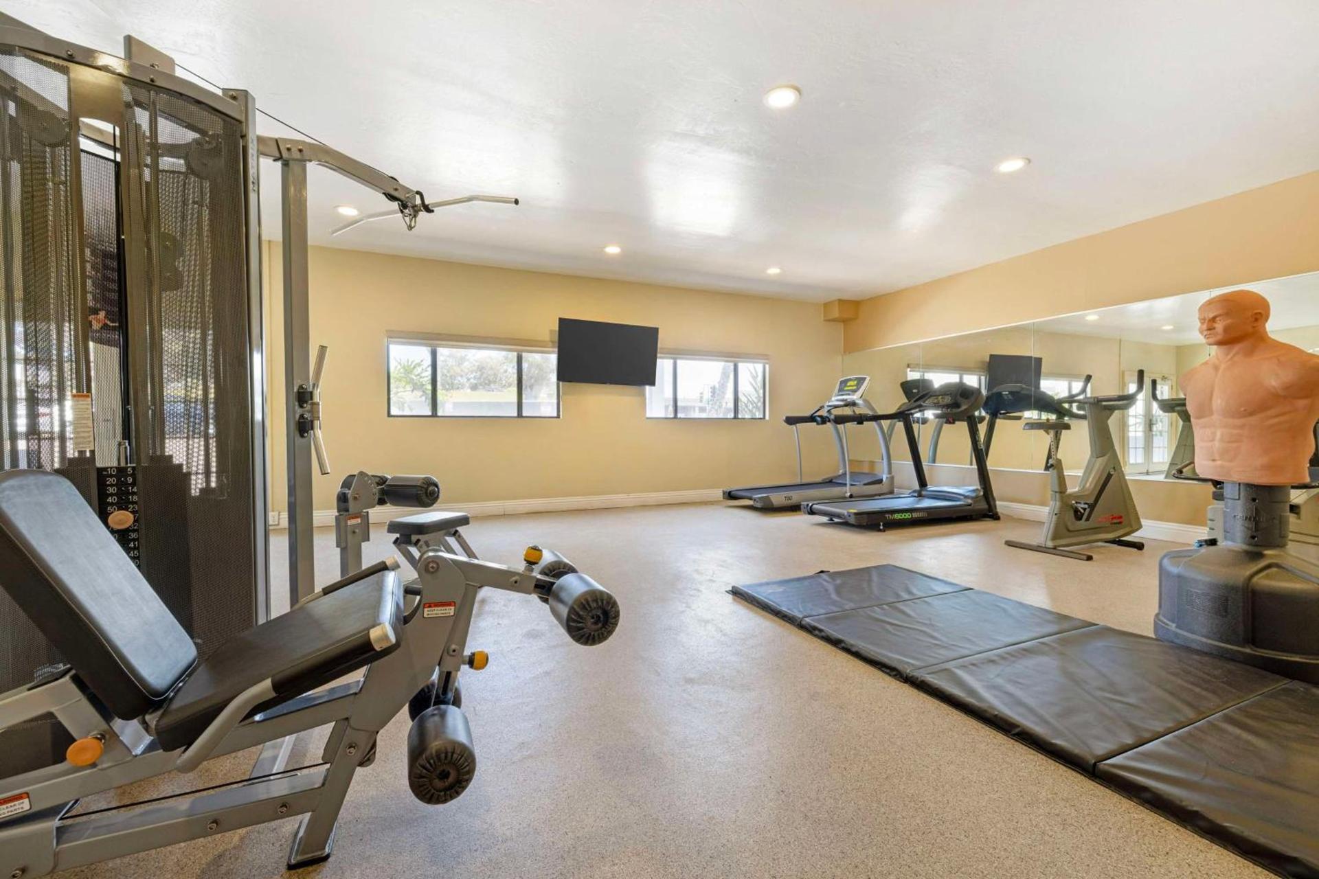 Best Western Oceanside Inn photo 35