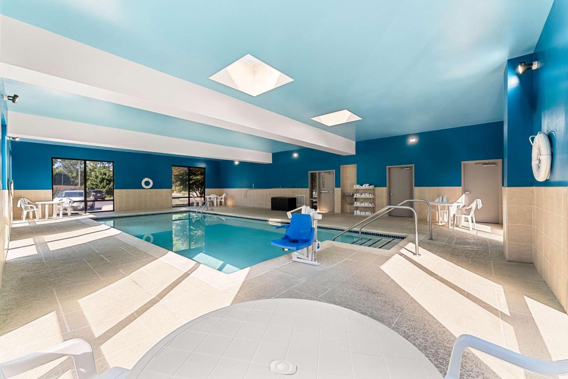 Hampton Inn Stroudsburg Poconos photo 5