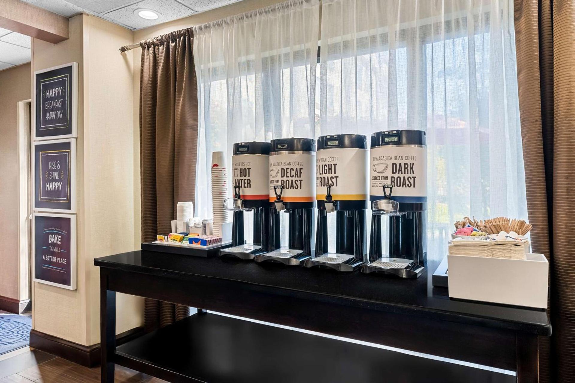 Hampton Inn Stroudsburg Poconos photo 10