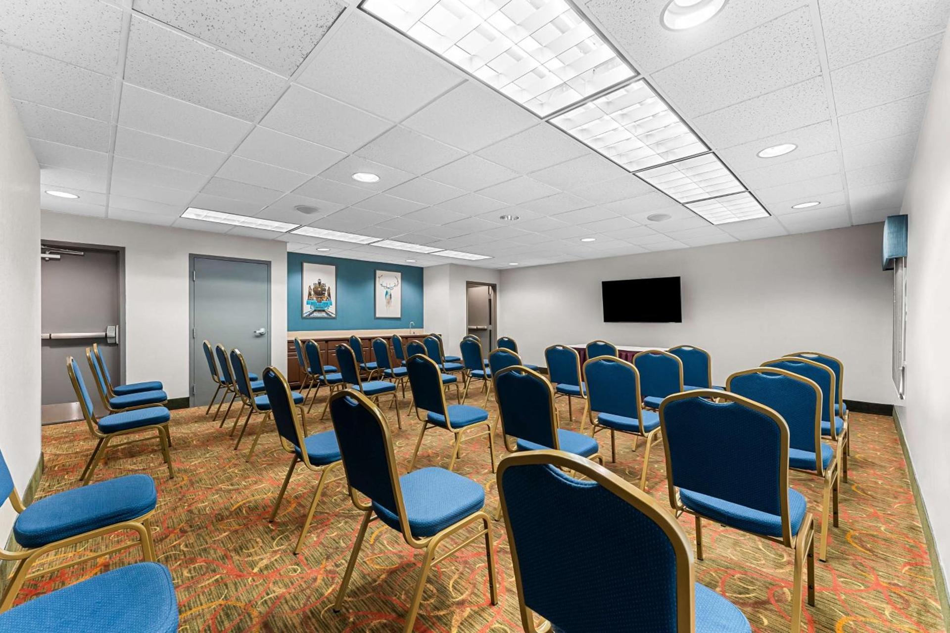 Hampton Inn Stroudsburg Poconos photo 28