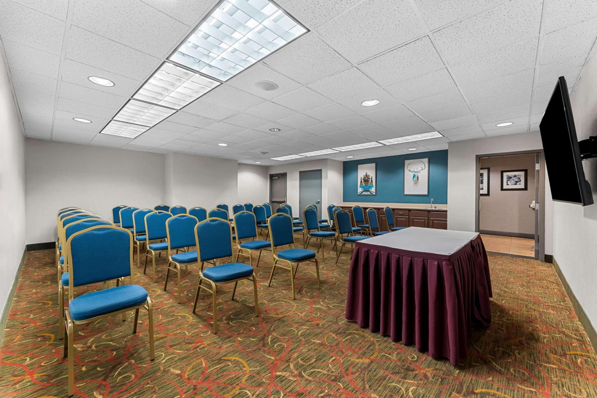 Hampton Inn Stroudsburg Poconos photo 29