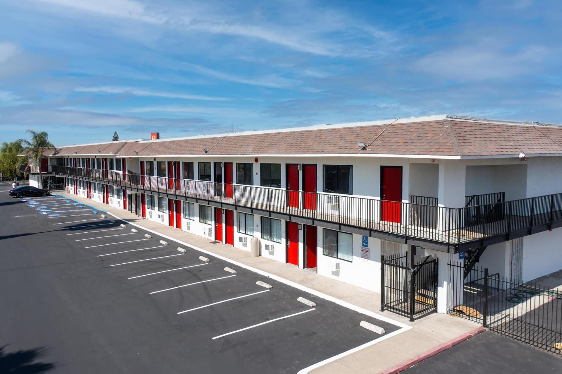 Econo Lodge Stockton near I-5 Fairgrounds photo 52