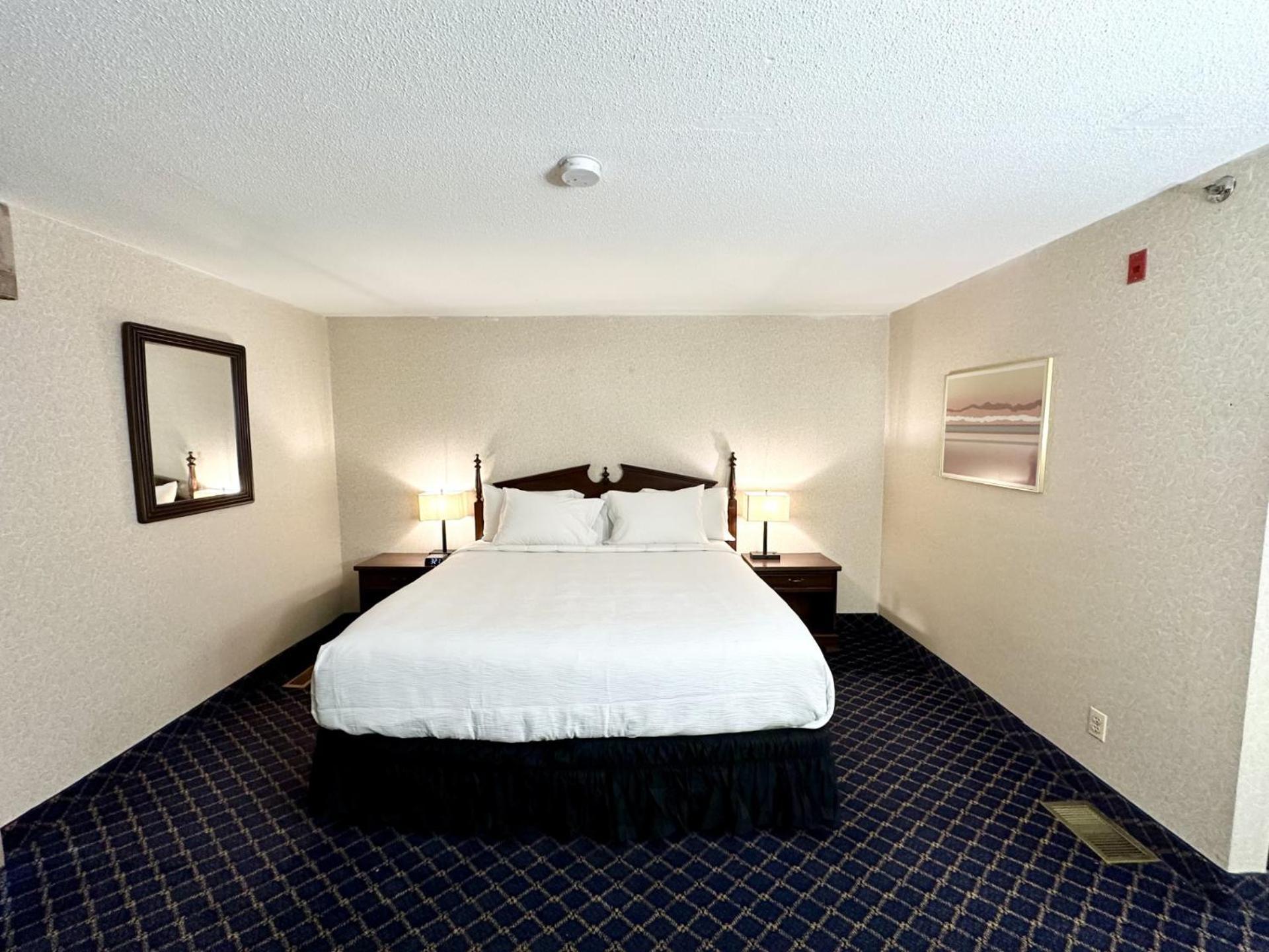 Baldwin Inn & Suites, SureStay Collection by Best Western photo 8