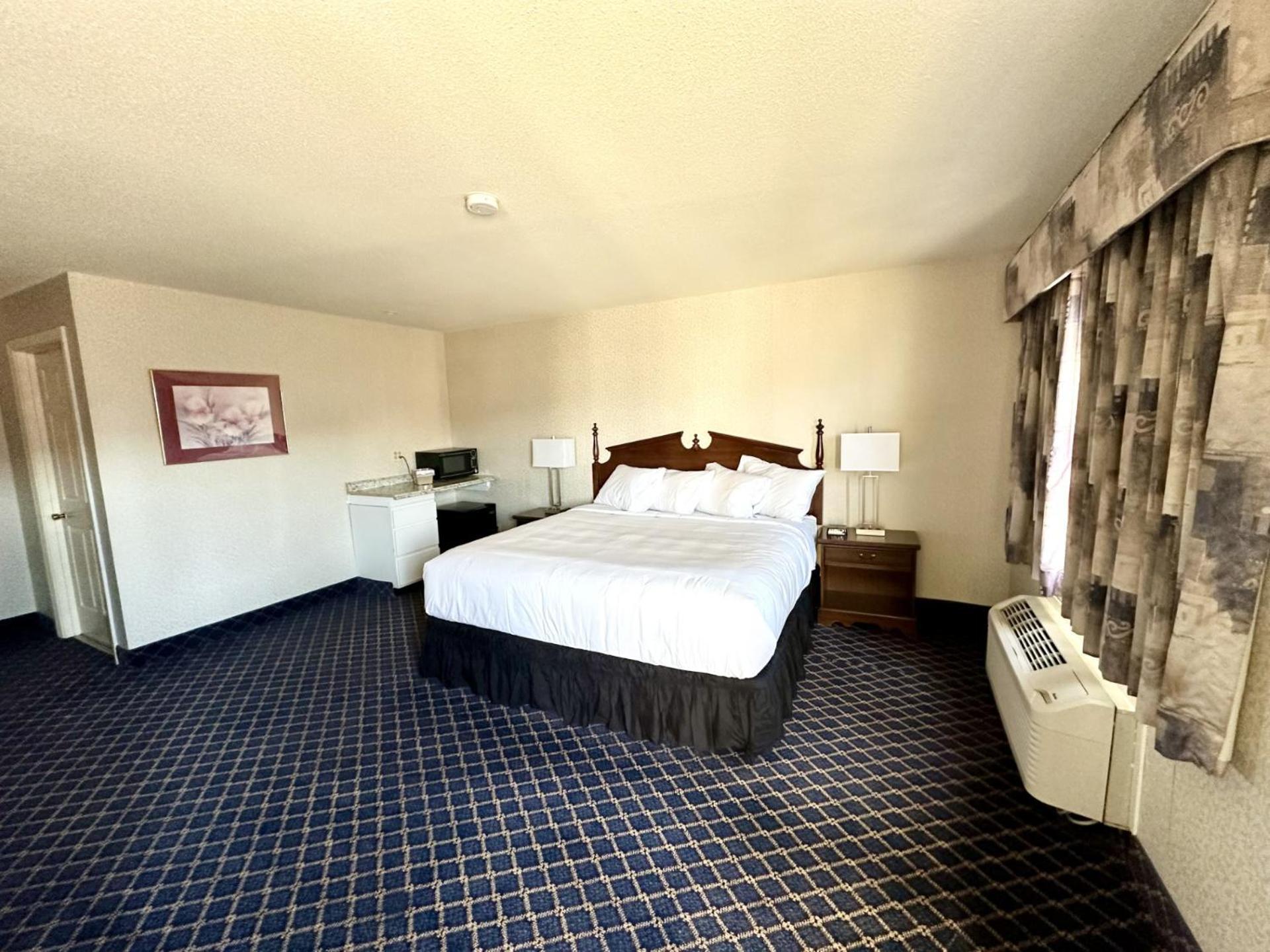 Baldwin Inn & Suites, SureStay Collection by Best Western photo 16