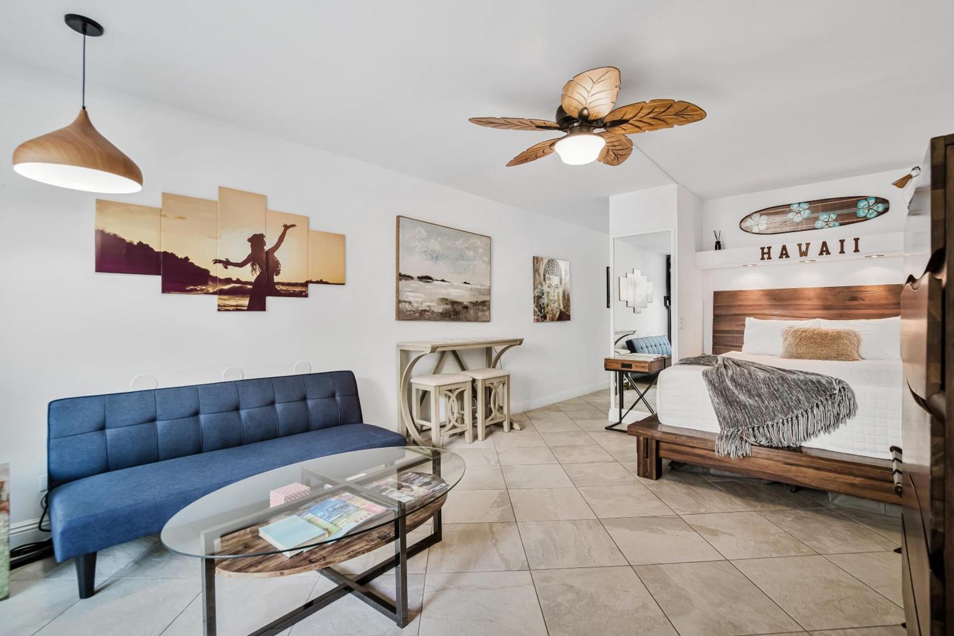 Kona Islander Inn - Prime Downtown Location with Hot Tub, Pool & Beach photo 16