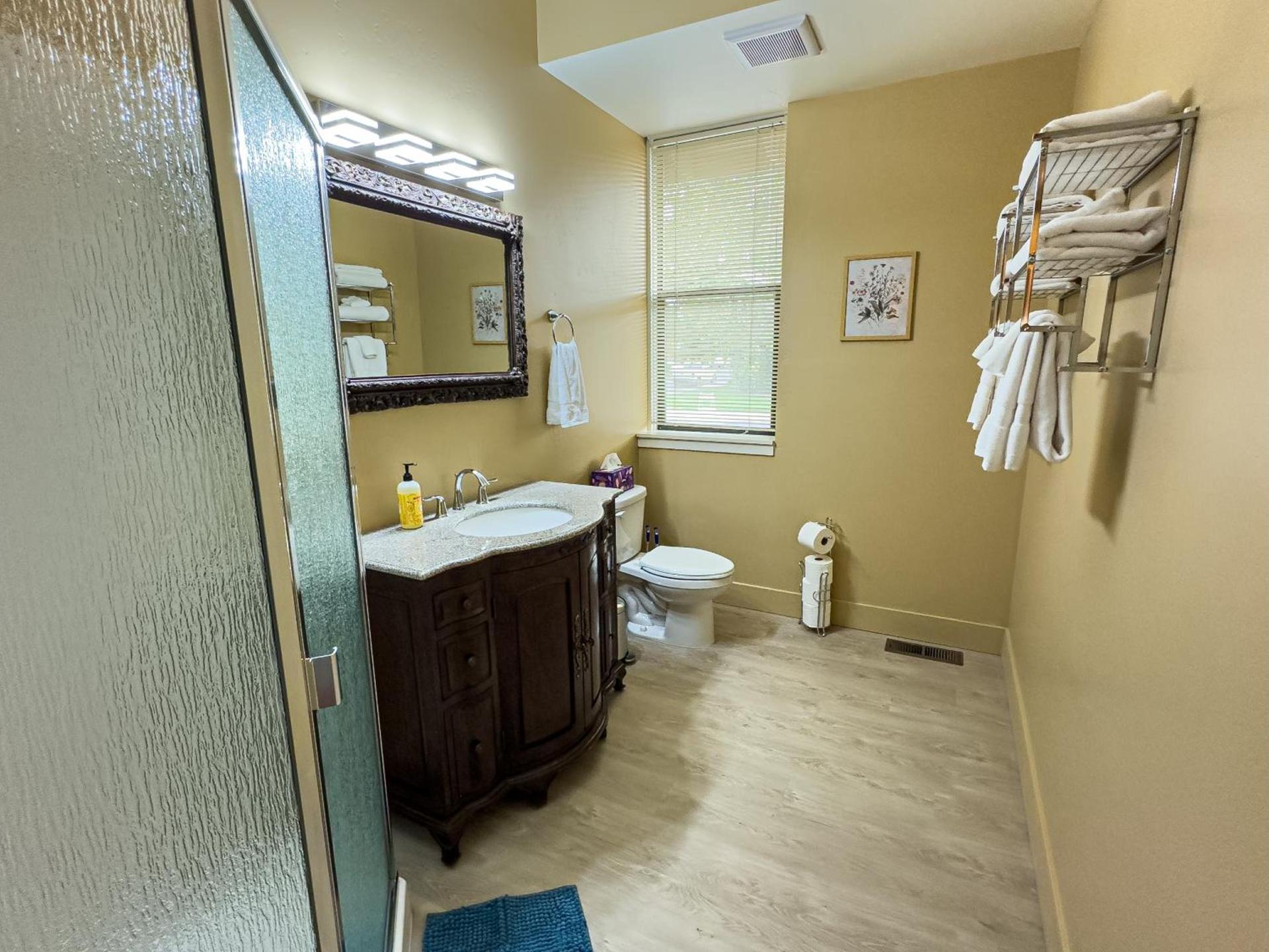 Peach Street Inn by WanderLodges photo 21