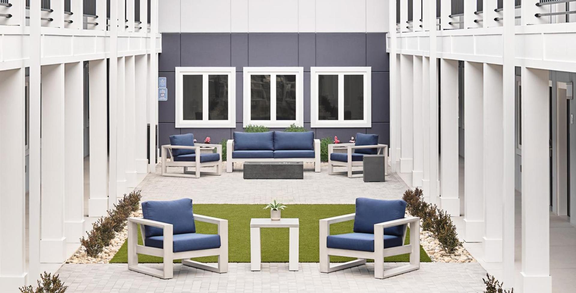 stayAPT Suites Madison-Greenbrier photo 6