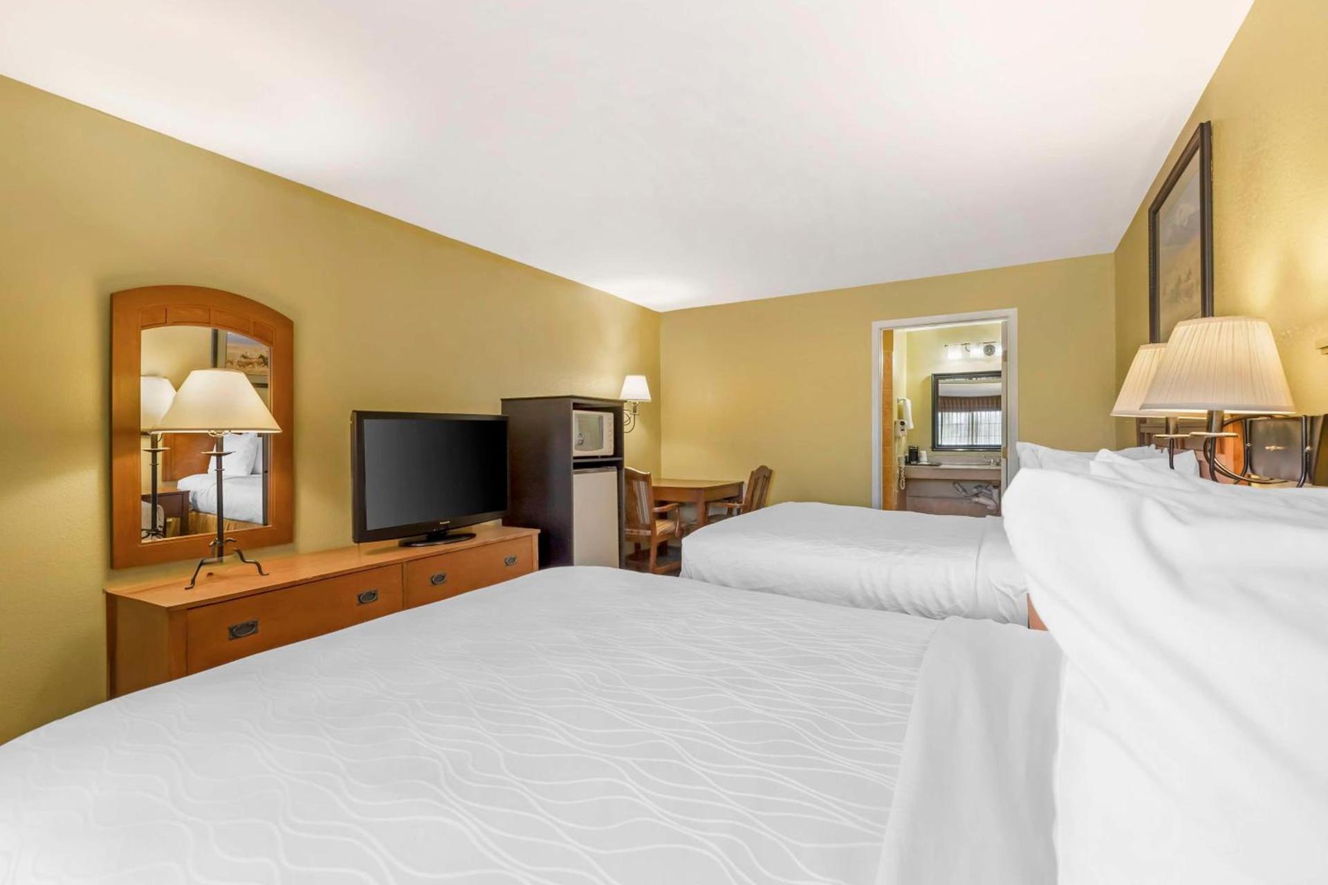 Best Western Executive Inn photo 11