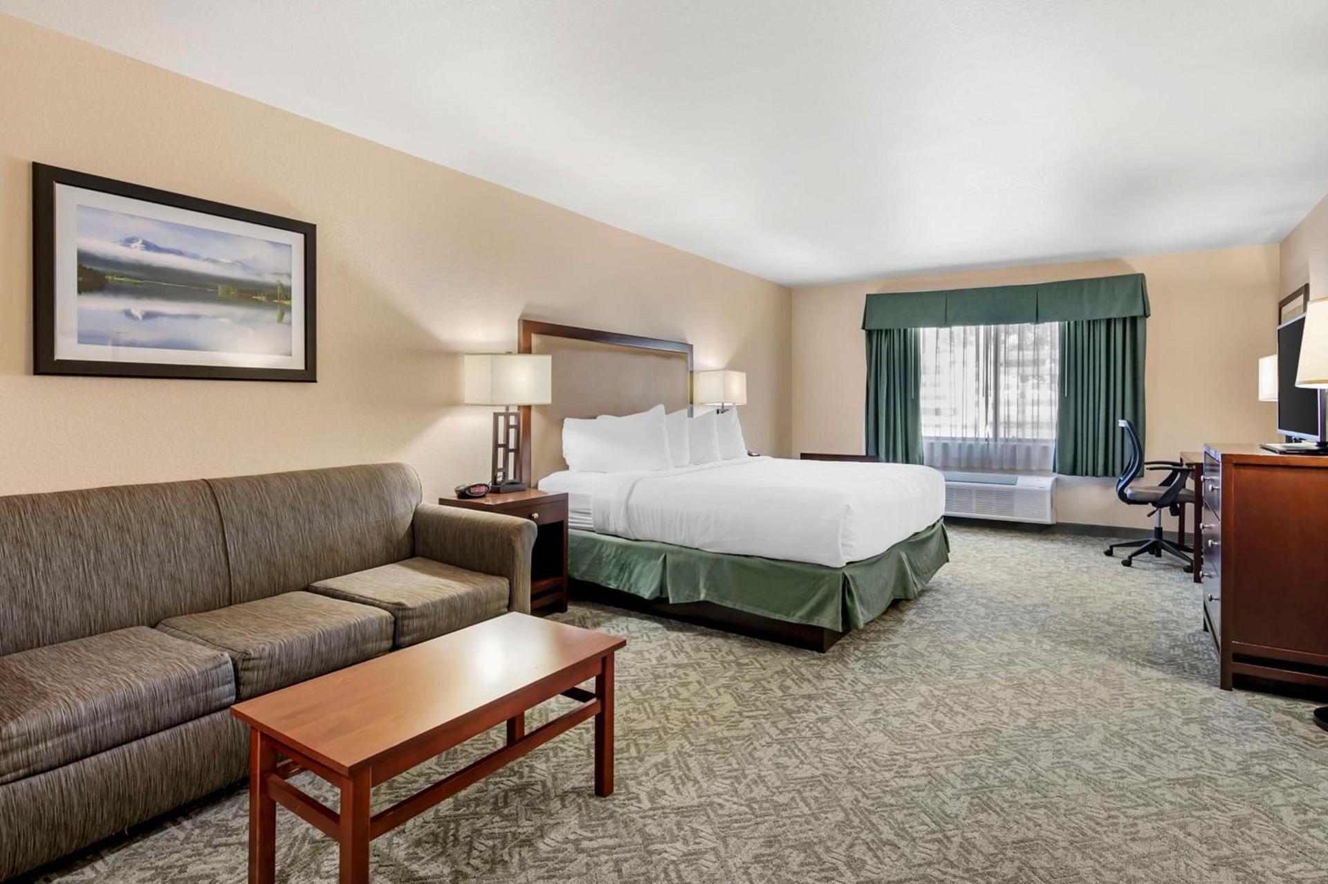 Best Western Plus Eagle Vail Airport photo 4