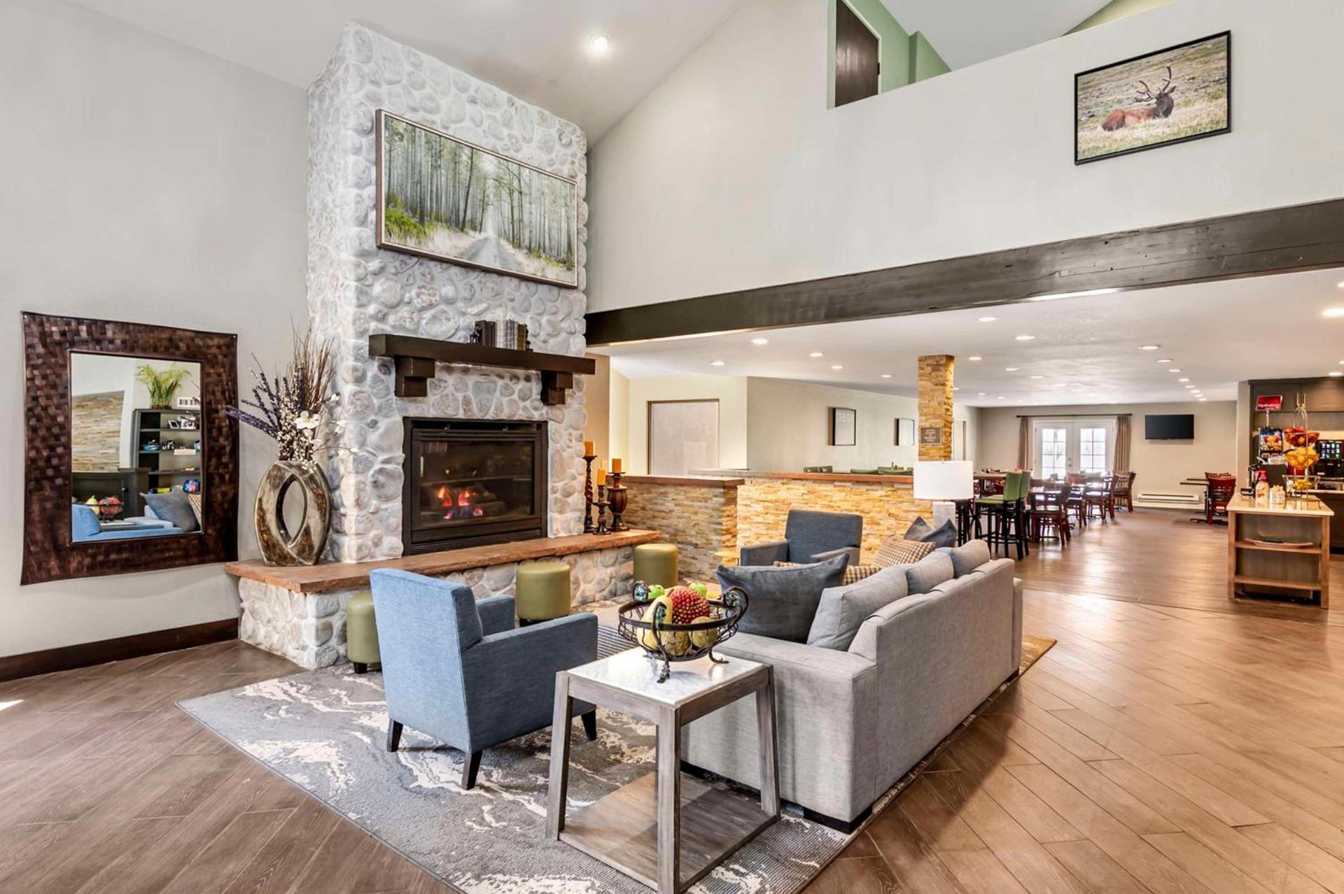 Best Western Plus Eagle Vail Airport photo 2