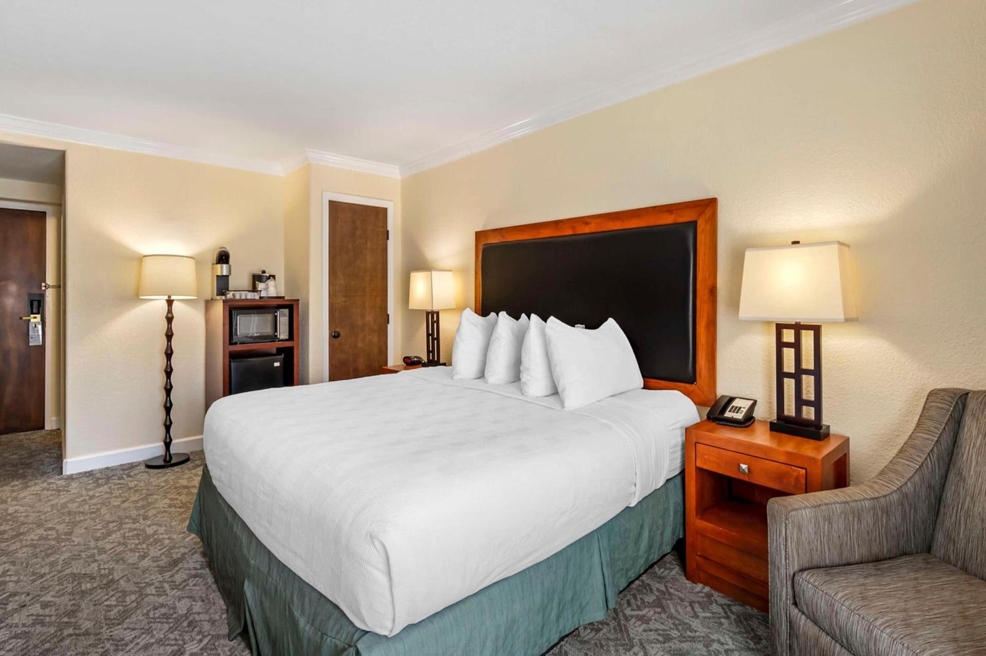 Best Western Plus Eagle Vail Airport photo 23