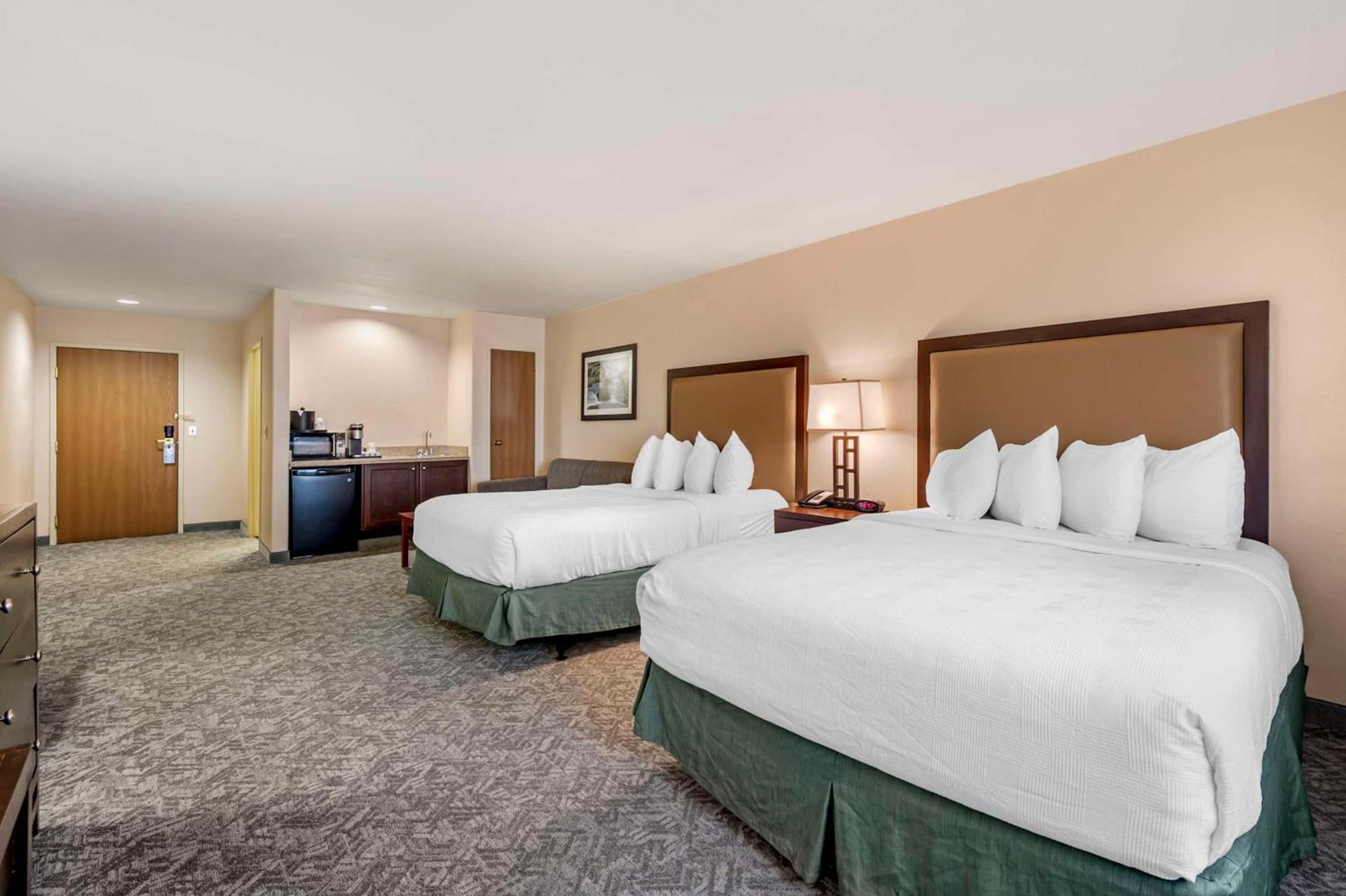 Best Western Plus Eagle Vail Airport photo 26