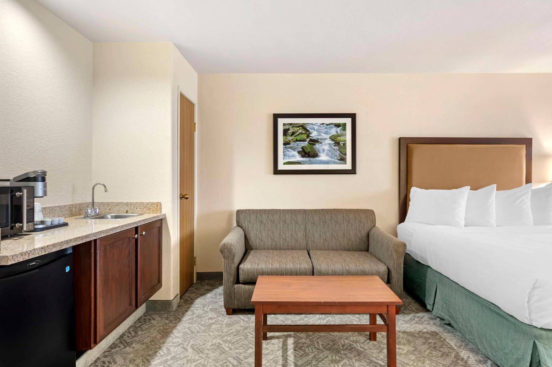 Best Western Plus Eagle Vail Airport photo 27