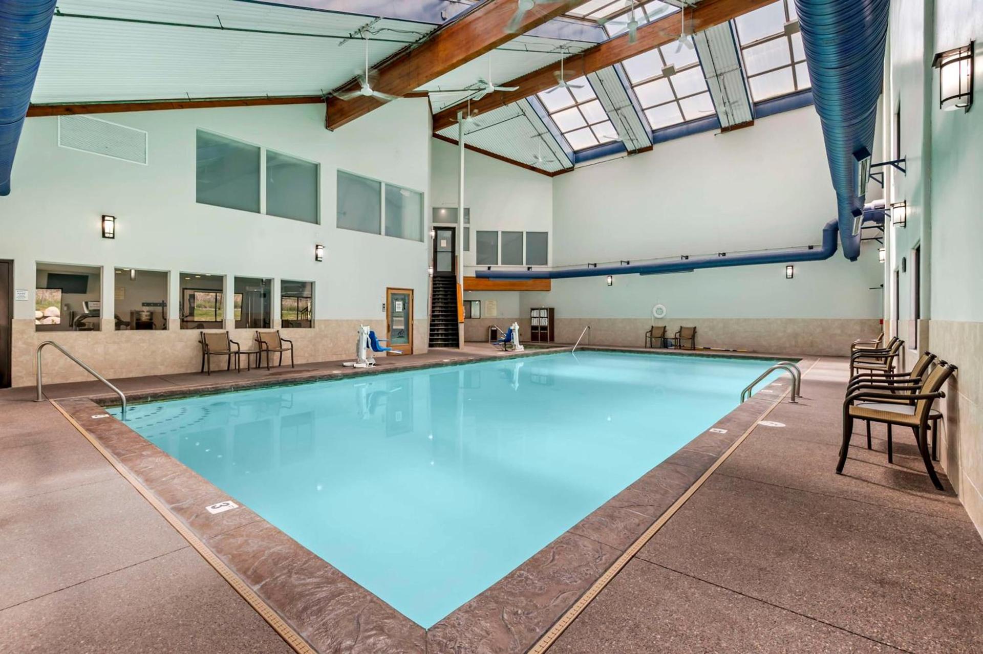 Best Western Plus Eagle Vail Airport photo 44