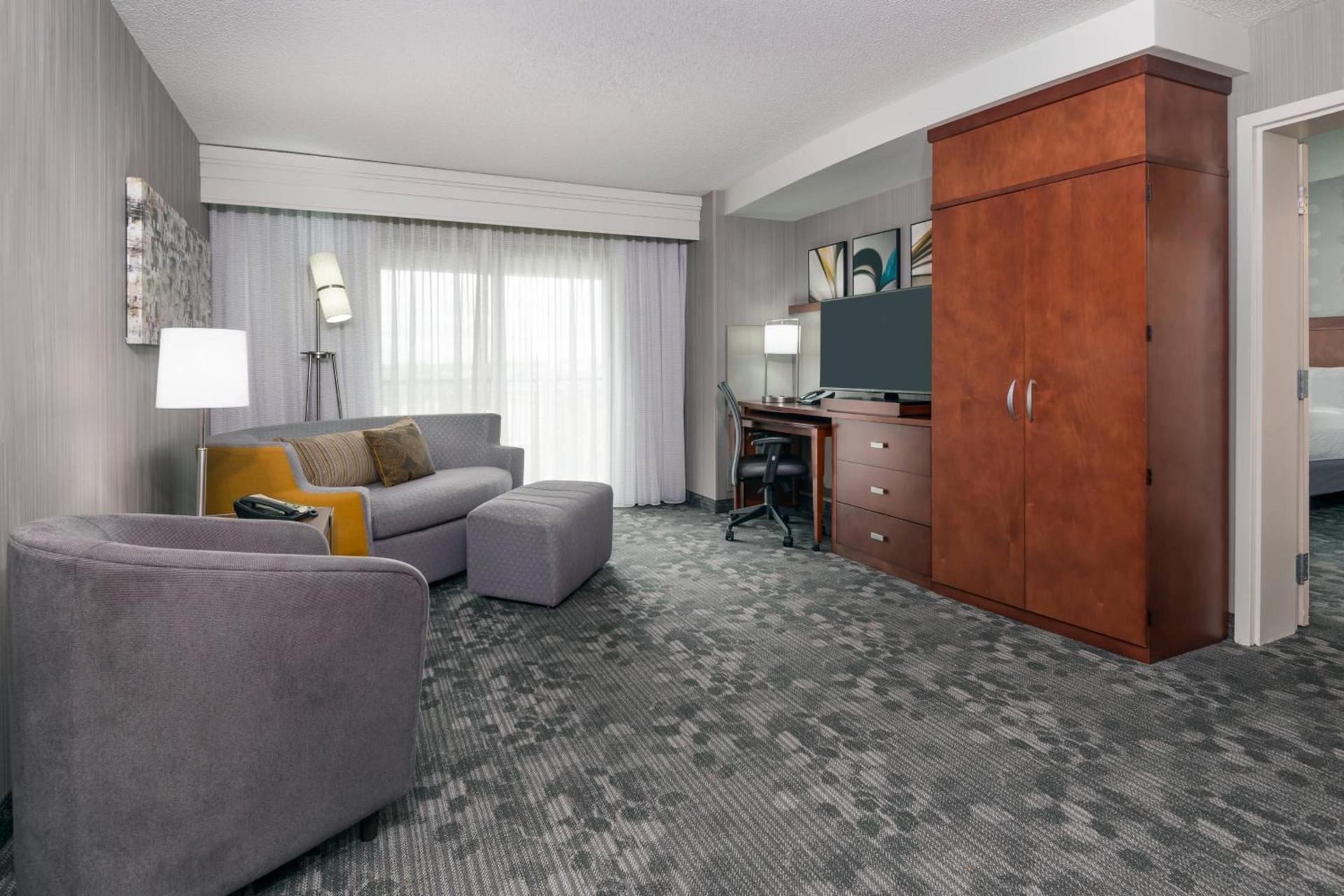 Courtyard by Marriott Buffalo Airport photo 22