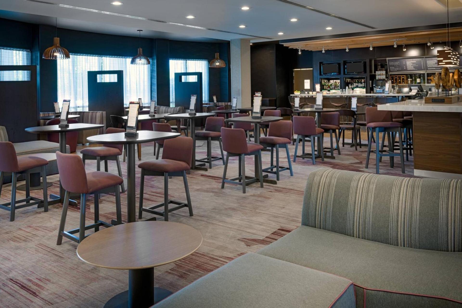 Courtyard by Marriott Buffalo Airport photo 34