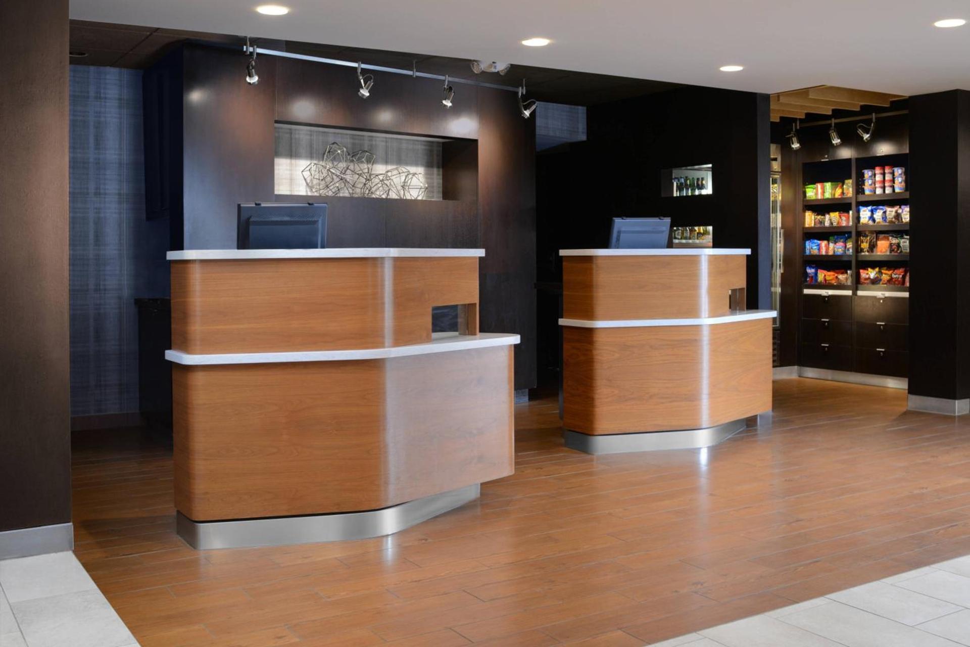 Courtyard by Marriott Boulder photo 2
