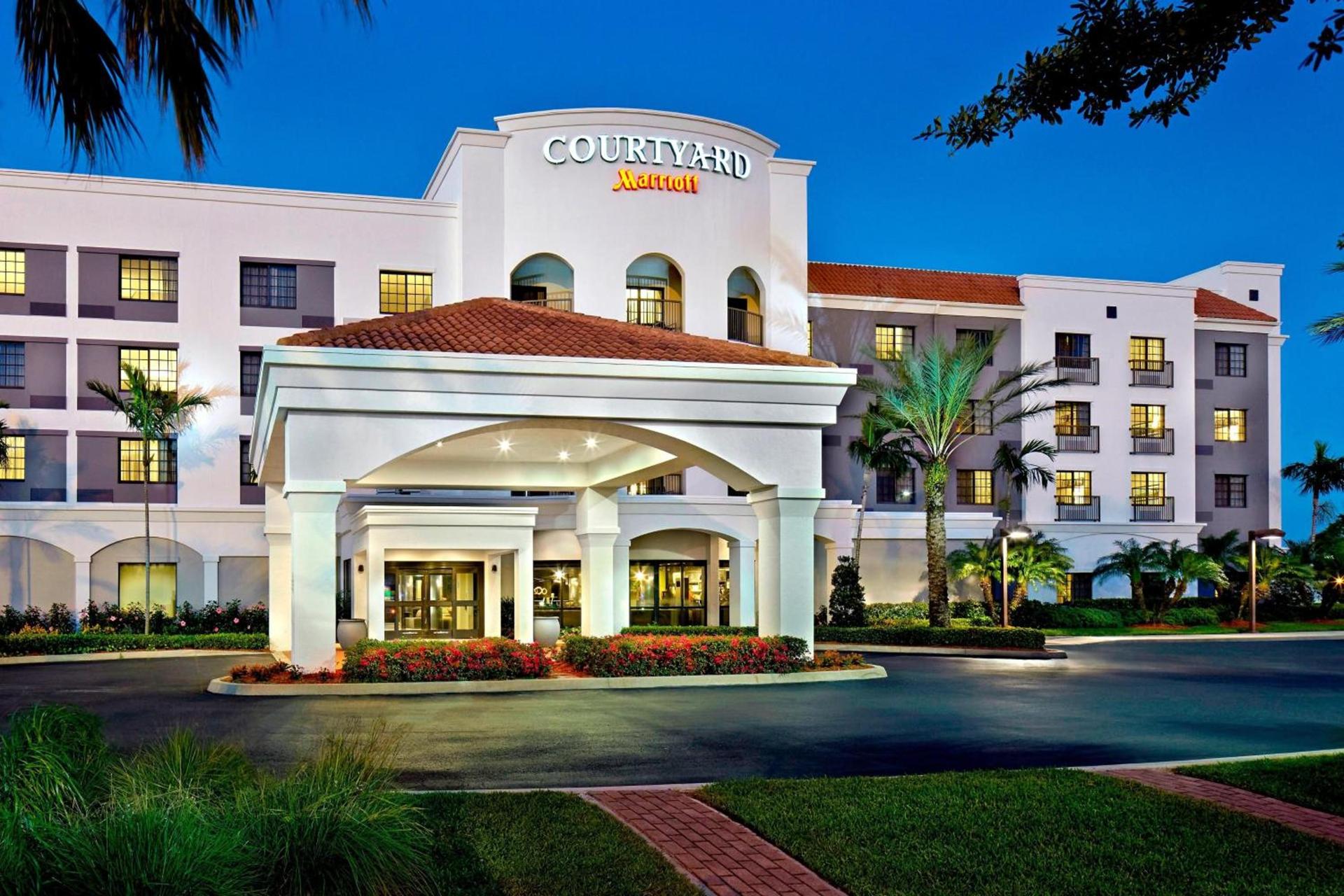 Courtyard by Marriott Stuart photo 2