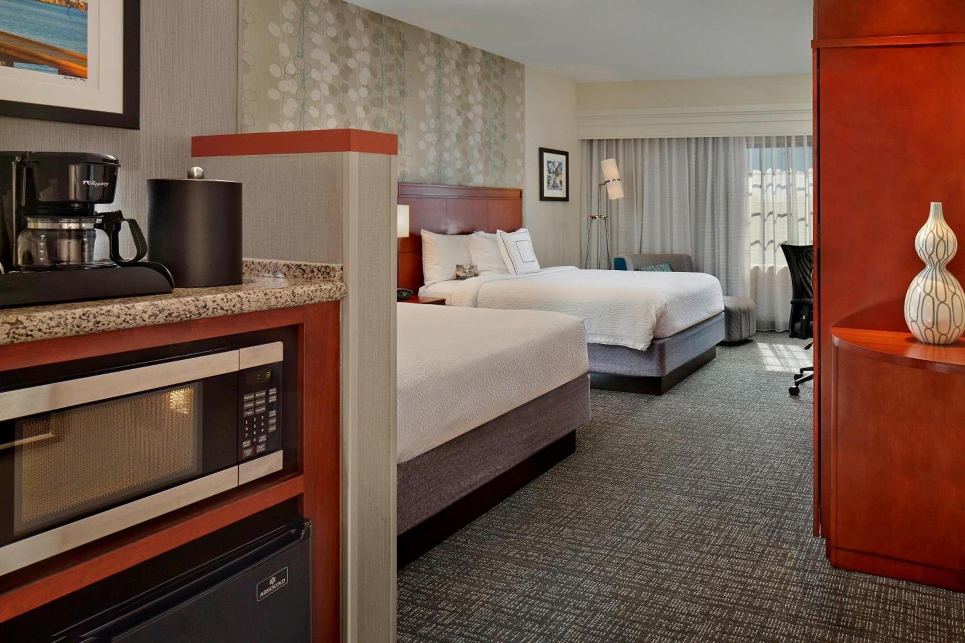 Courtyard by Marriott Stuart photo 8