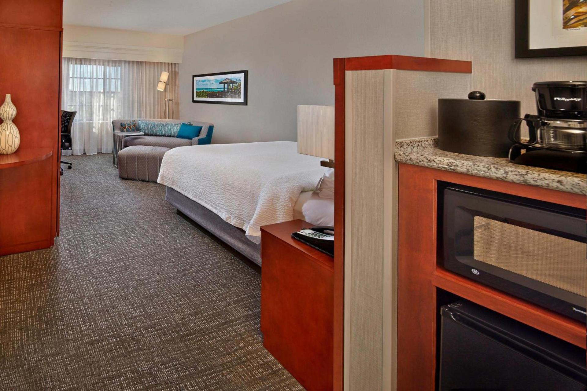 Courtyard by Marriott Stuart photo 12