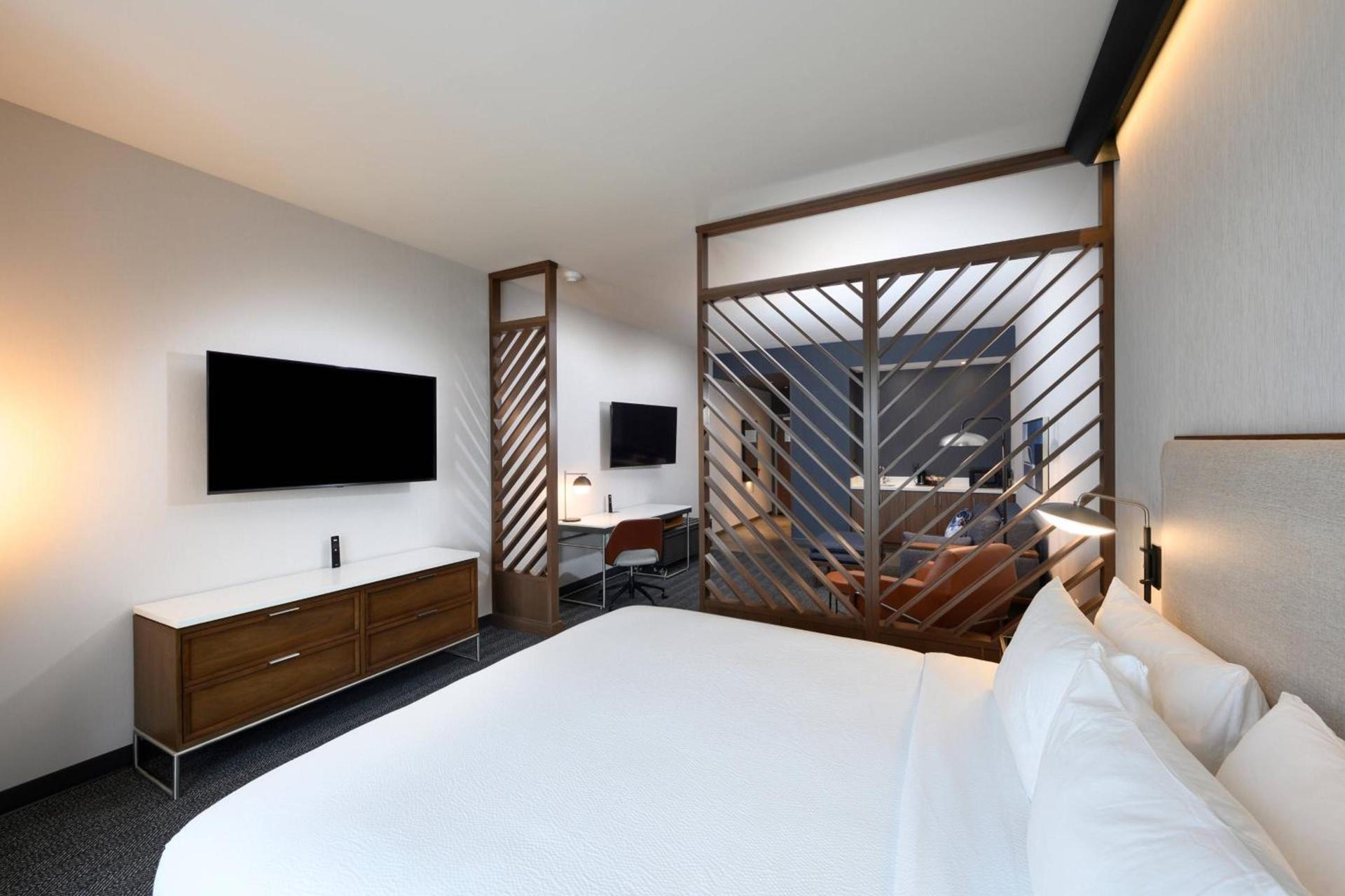 Courtyard by Marriott Charlotte Waverly photo 10