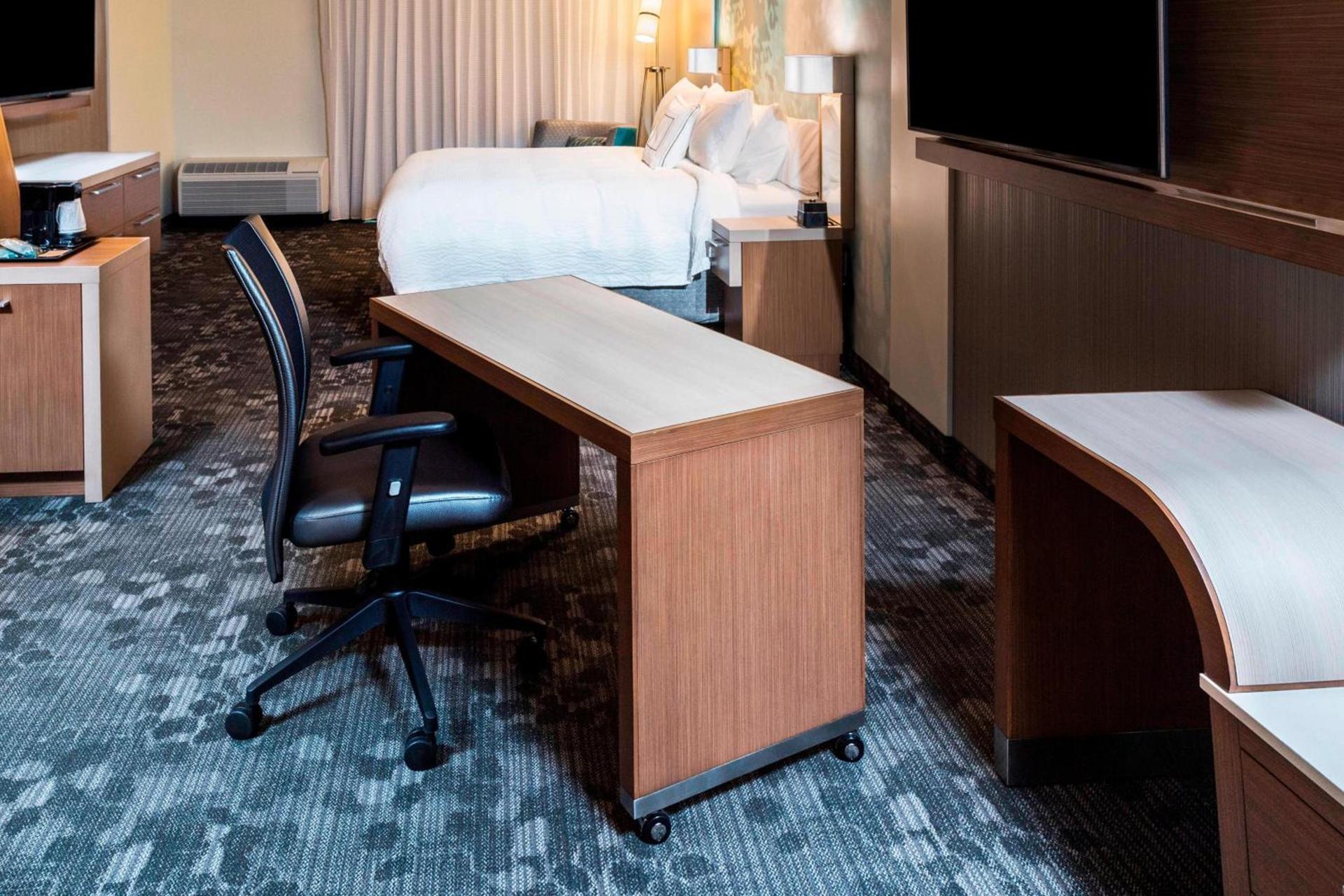 Courtyard by Marriott Tampa Northwest/Veterans Expressway photo 11