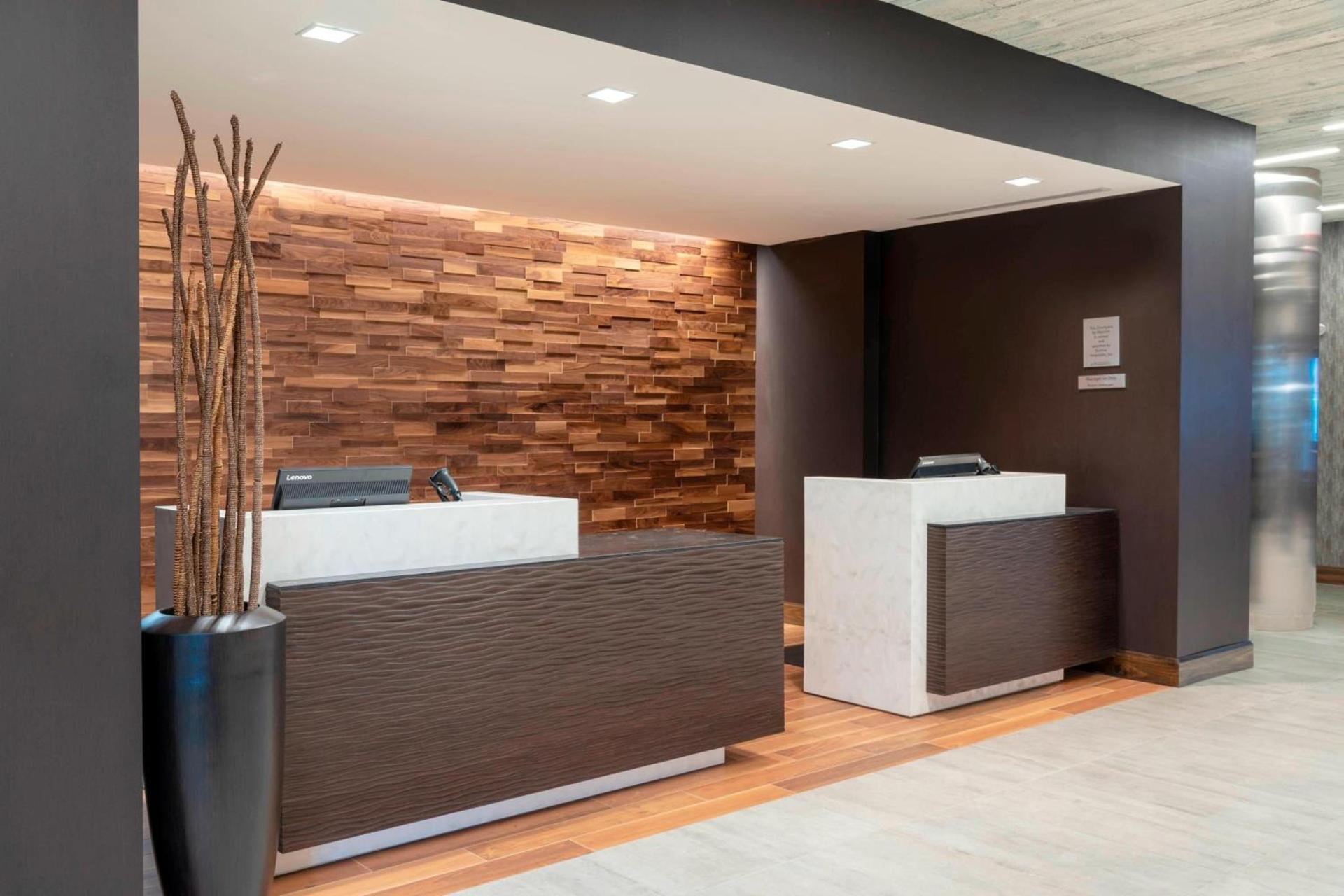 Courtyard by Marriott Cleveland Elyria photo 3