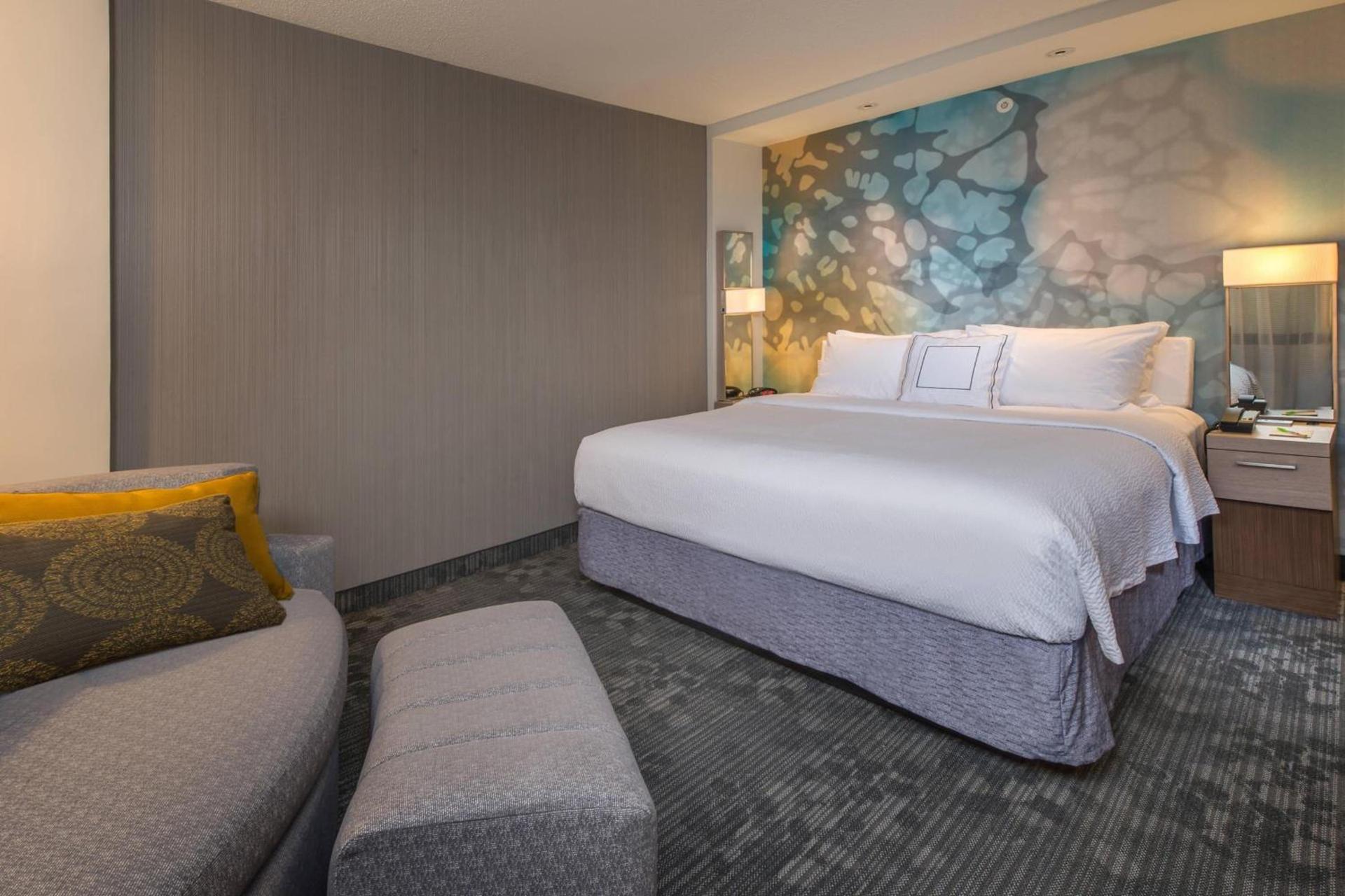 Courtyard by Marriott Cleveland Elyria photo 11