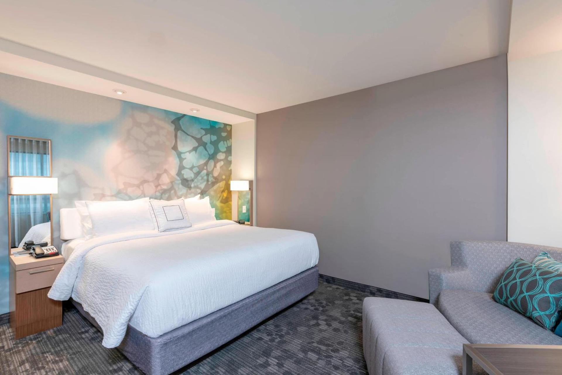 Courtyard by Marriott Cleveland Elyria photo 10
