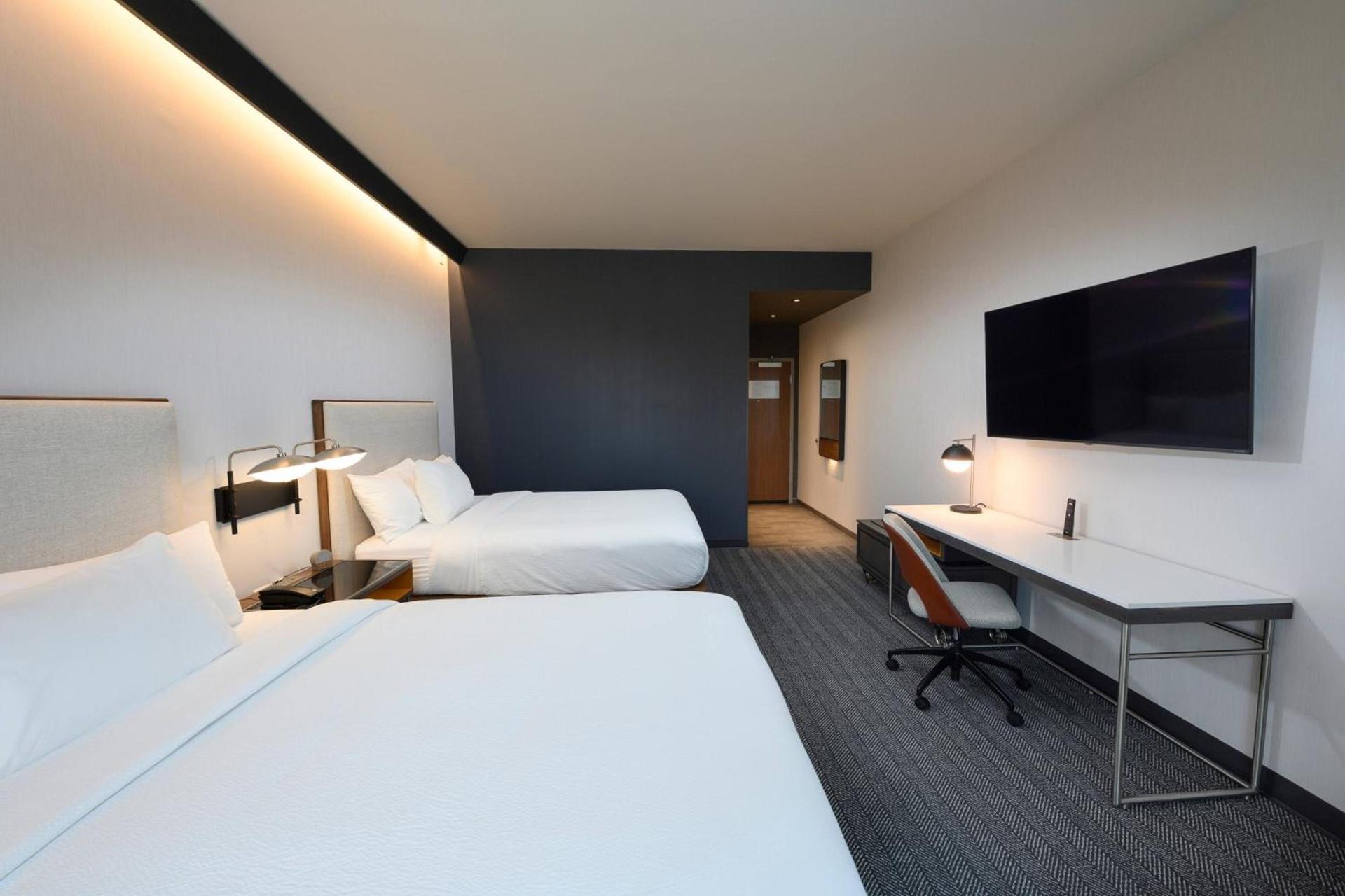 Courtyard by Marriott Charlotte Waverly photo 7