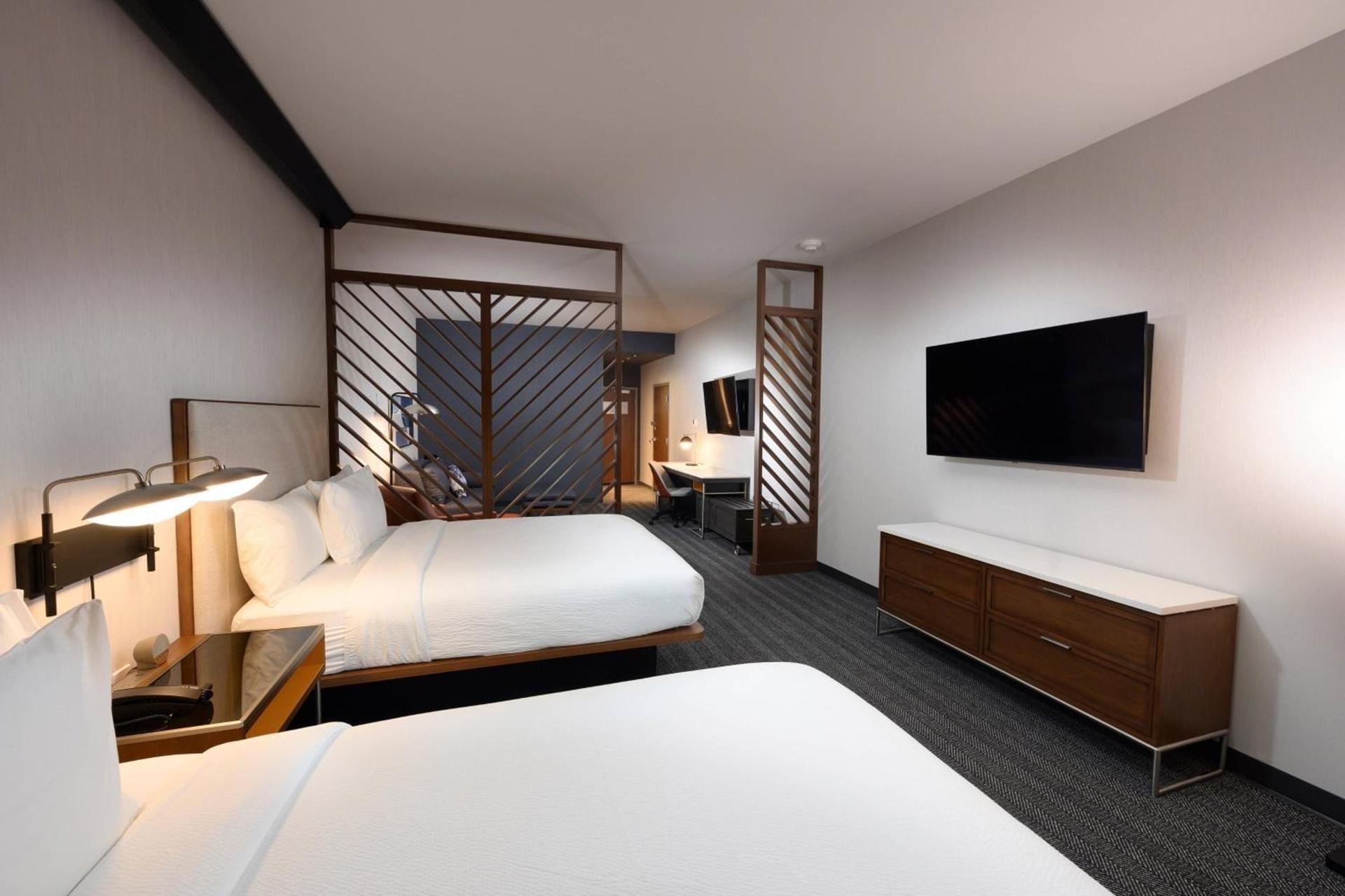 Courtyard by Marriott Charlotte Waverly photo 5