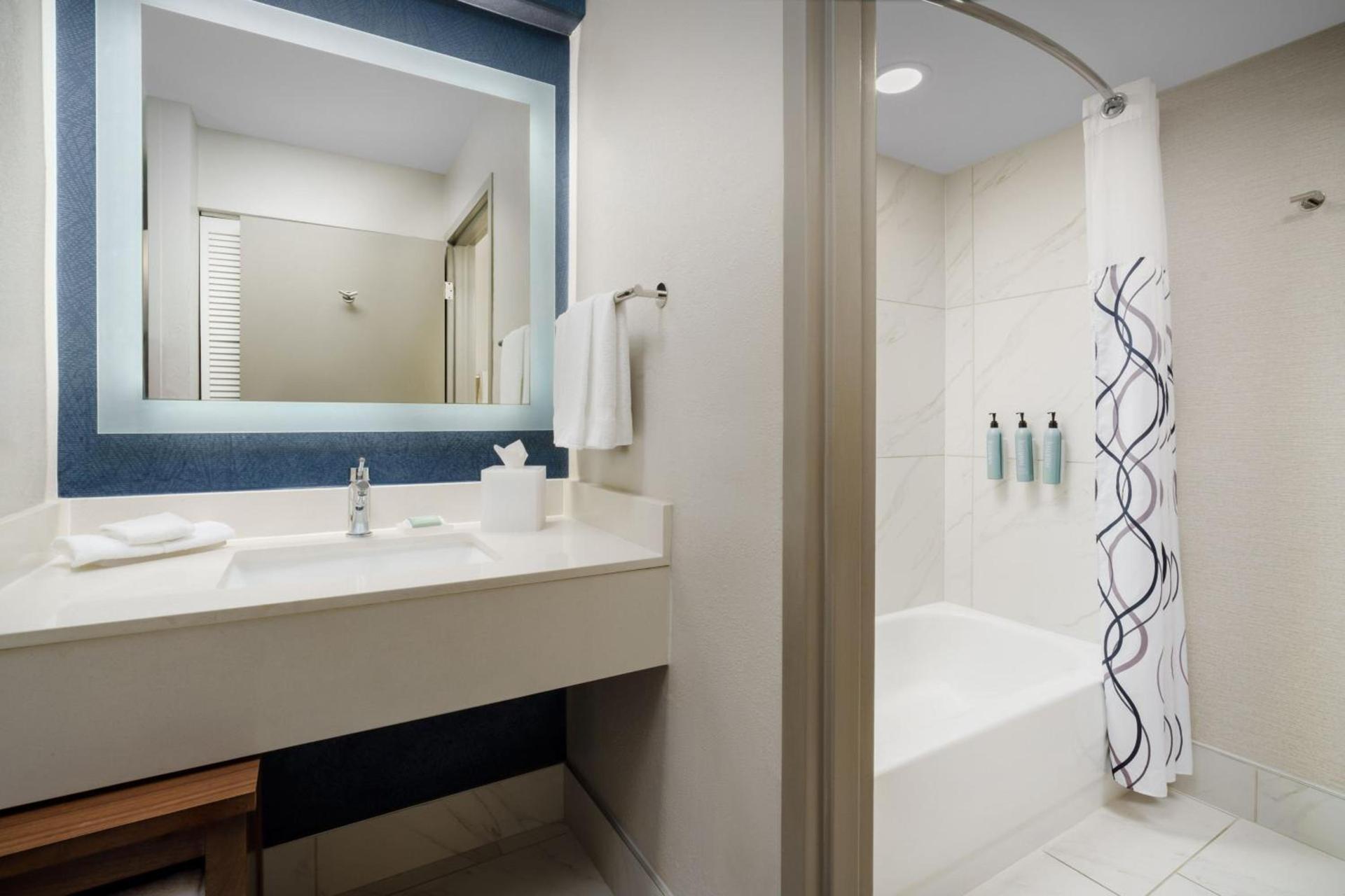 Courtyard by Marriott Orlando Lake Buena Vista at Vista Centre photo 18