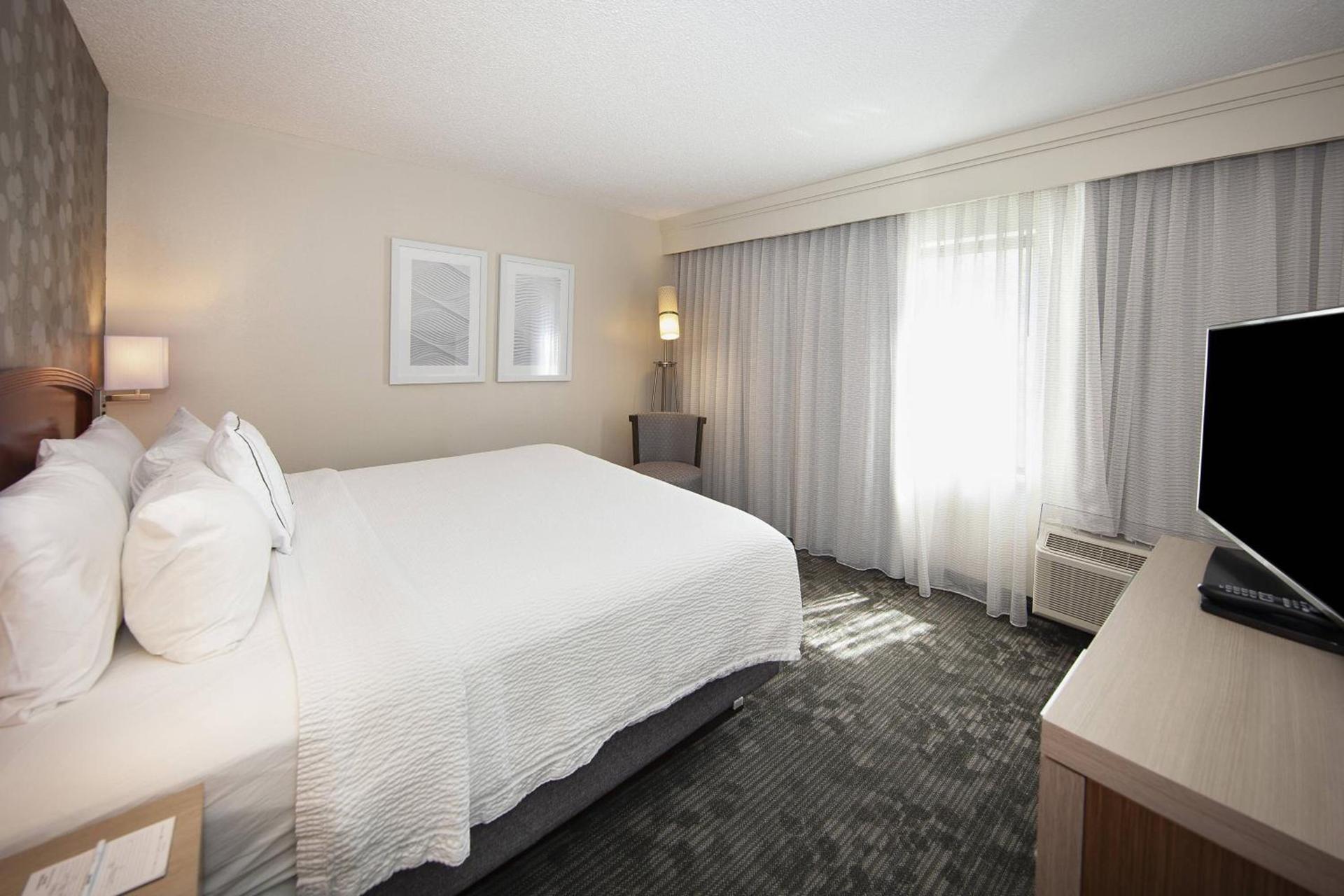 Courtyard by Marriott Valdosta photo 23