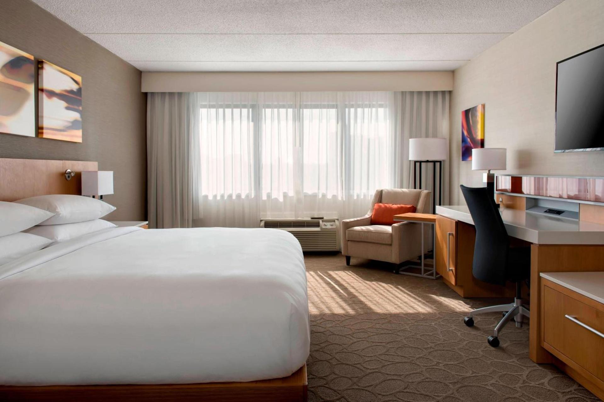 Delta Hotels by Marriott Utica photo 13