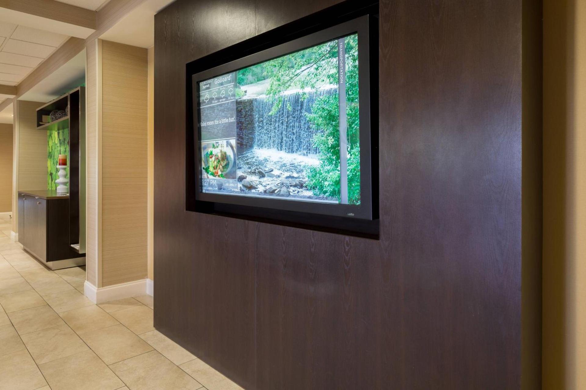 Courtyard by Marriott Monroe Airport photo 17