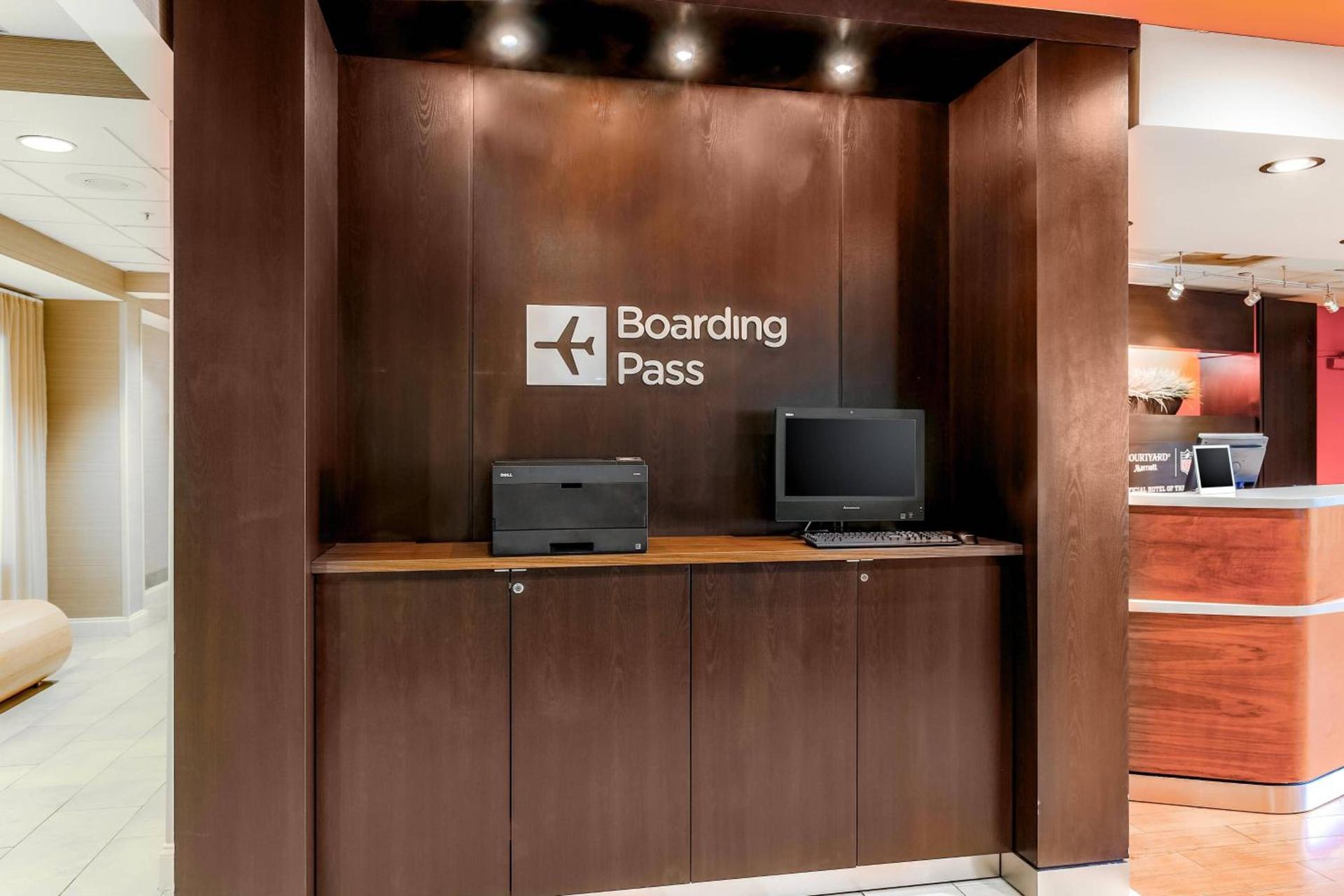 Courtyard by Marriott Monroe Airport photo 19