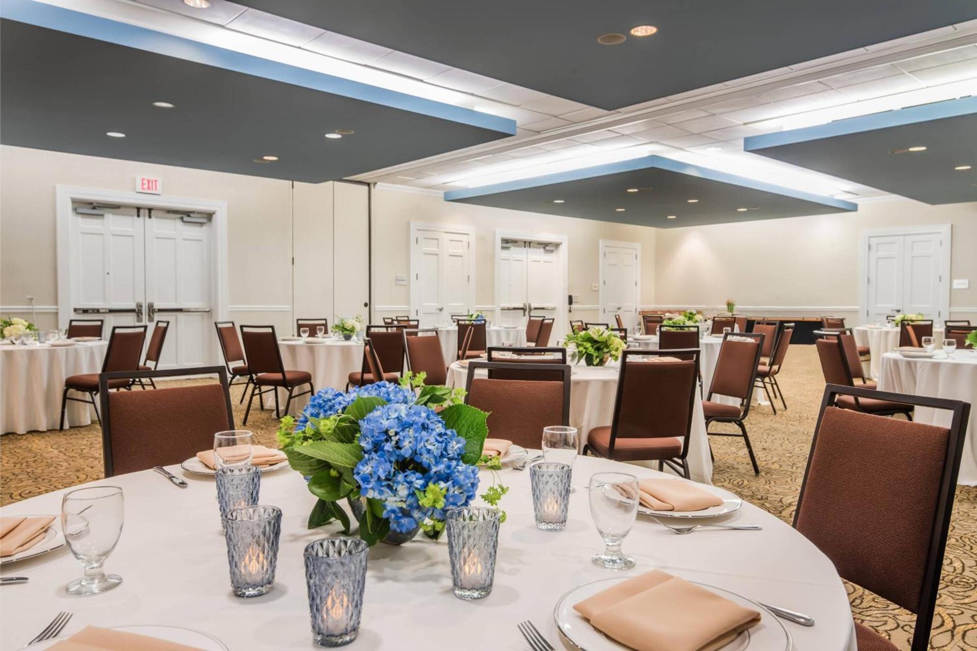 Courtyard by Marriott Charleston Historic District photo 34