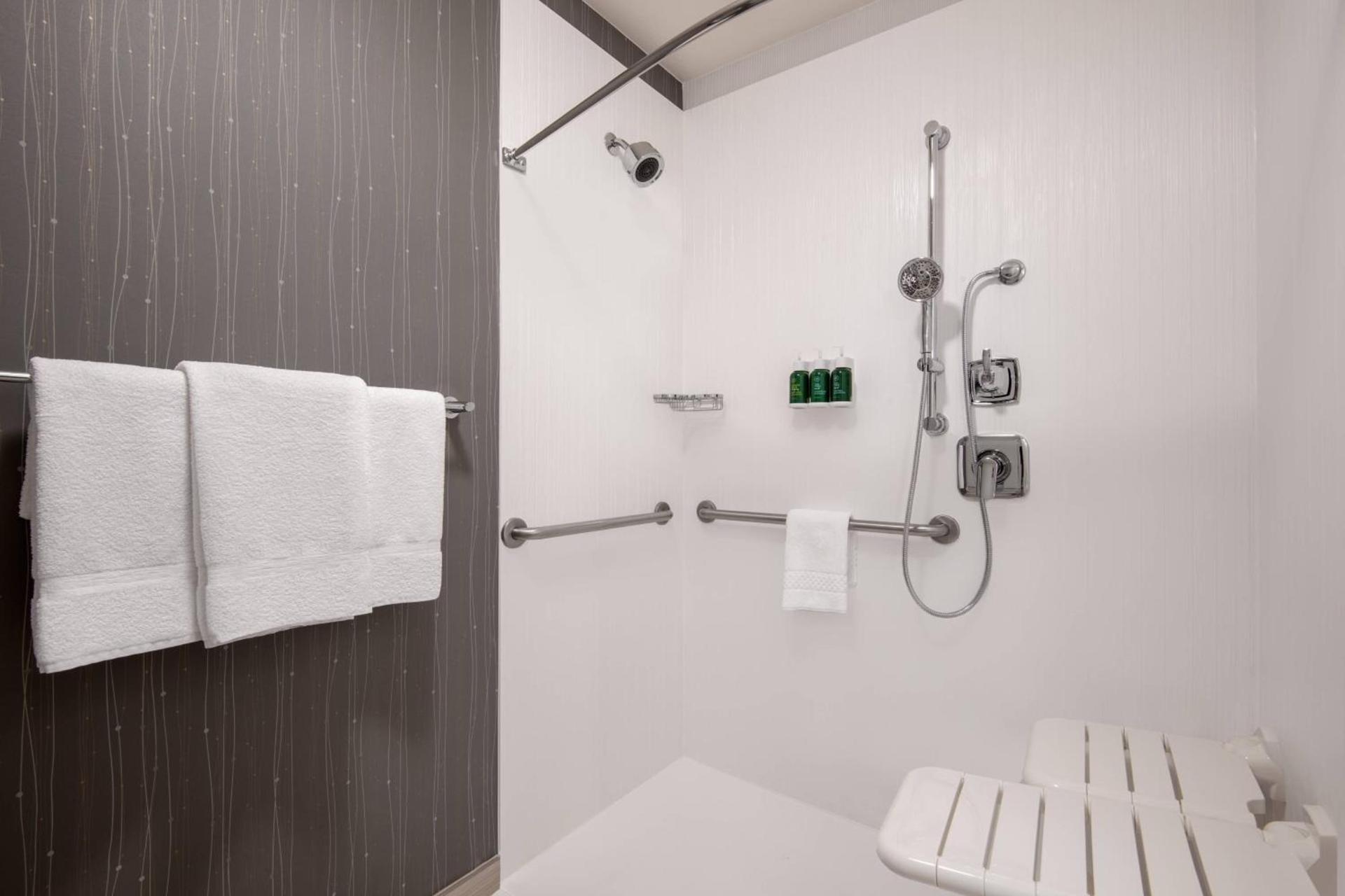Courtyard by Marriott Reno photo 14