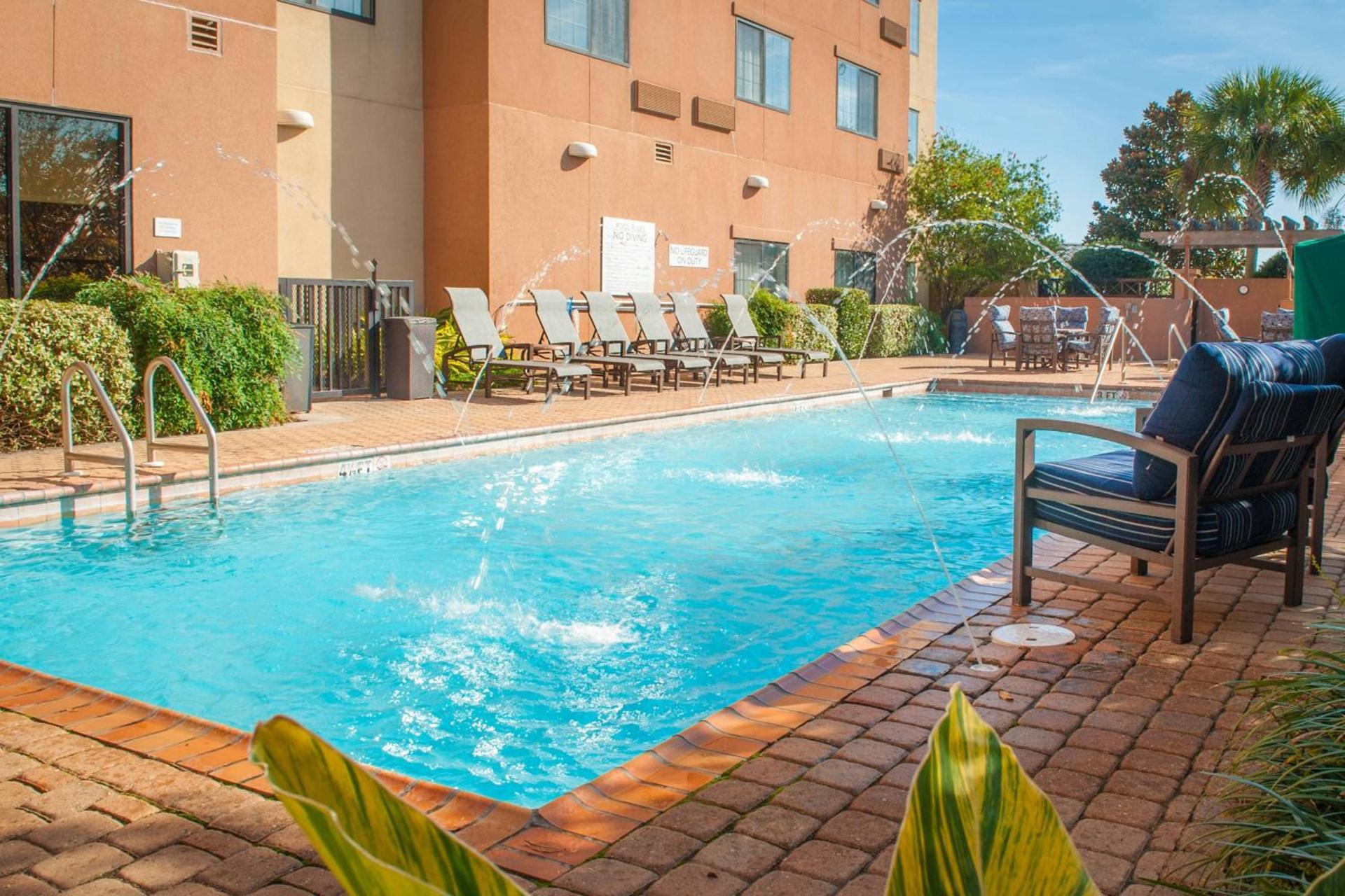 Courtyard by Marriott Pensacola Downtown photo 5