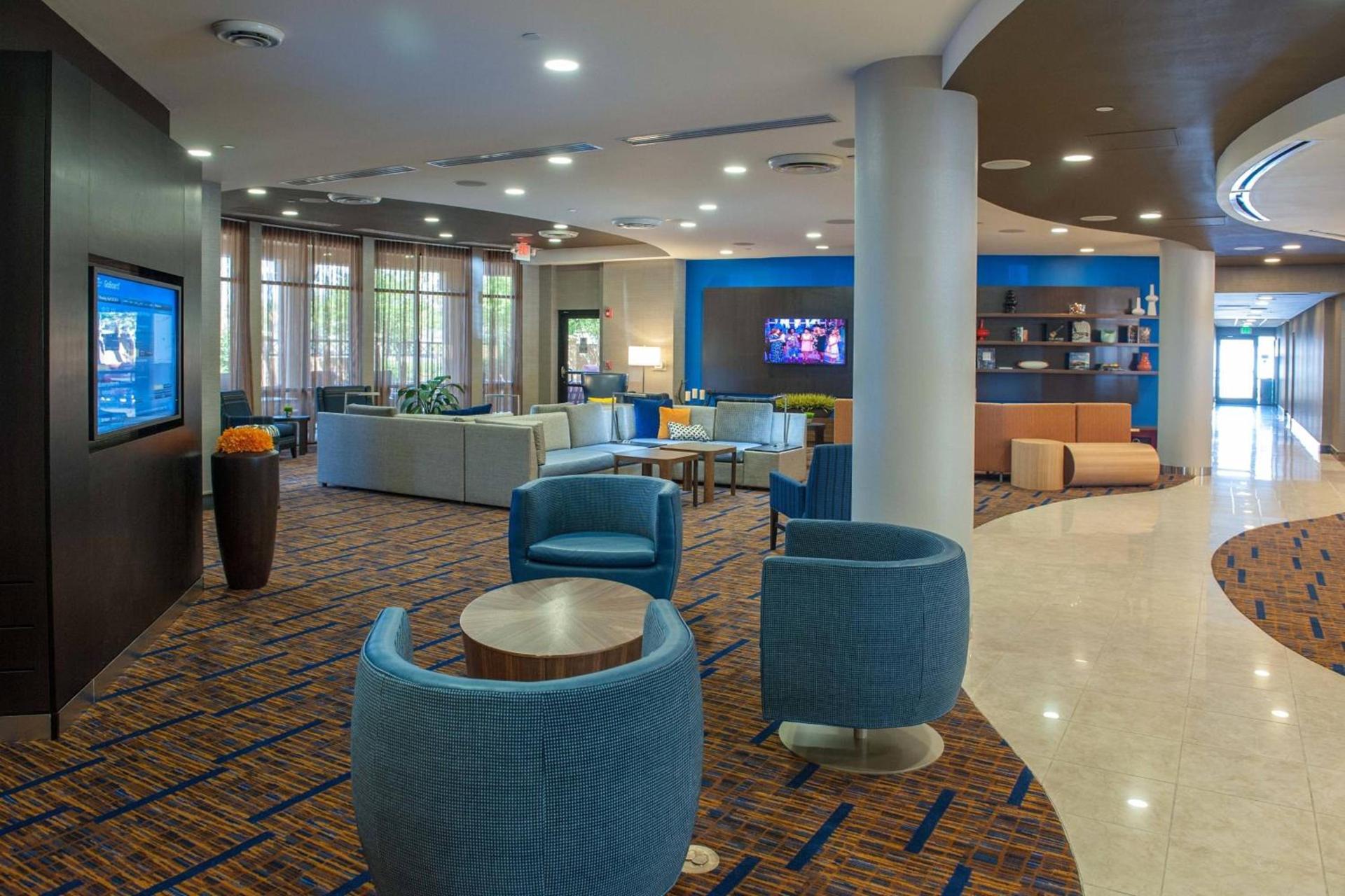 Courtyard by Marriott Pensacola Downtown photo 14