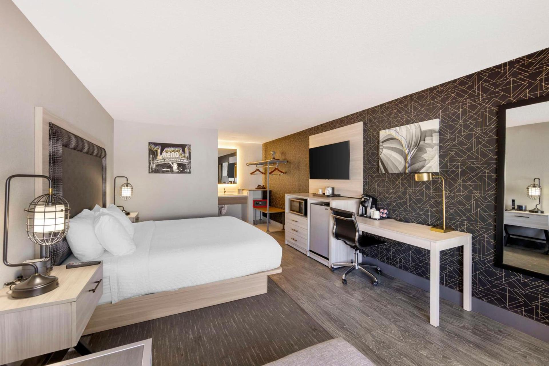 Aiden by Best Western South Reno photo 20