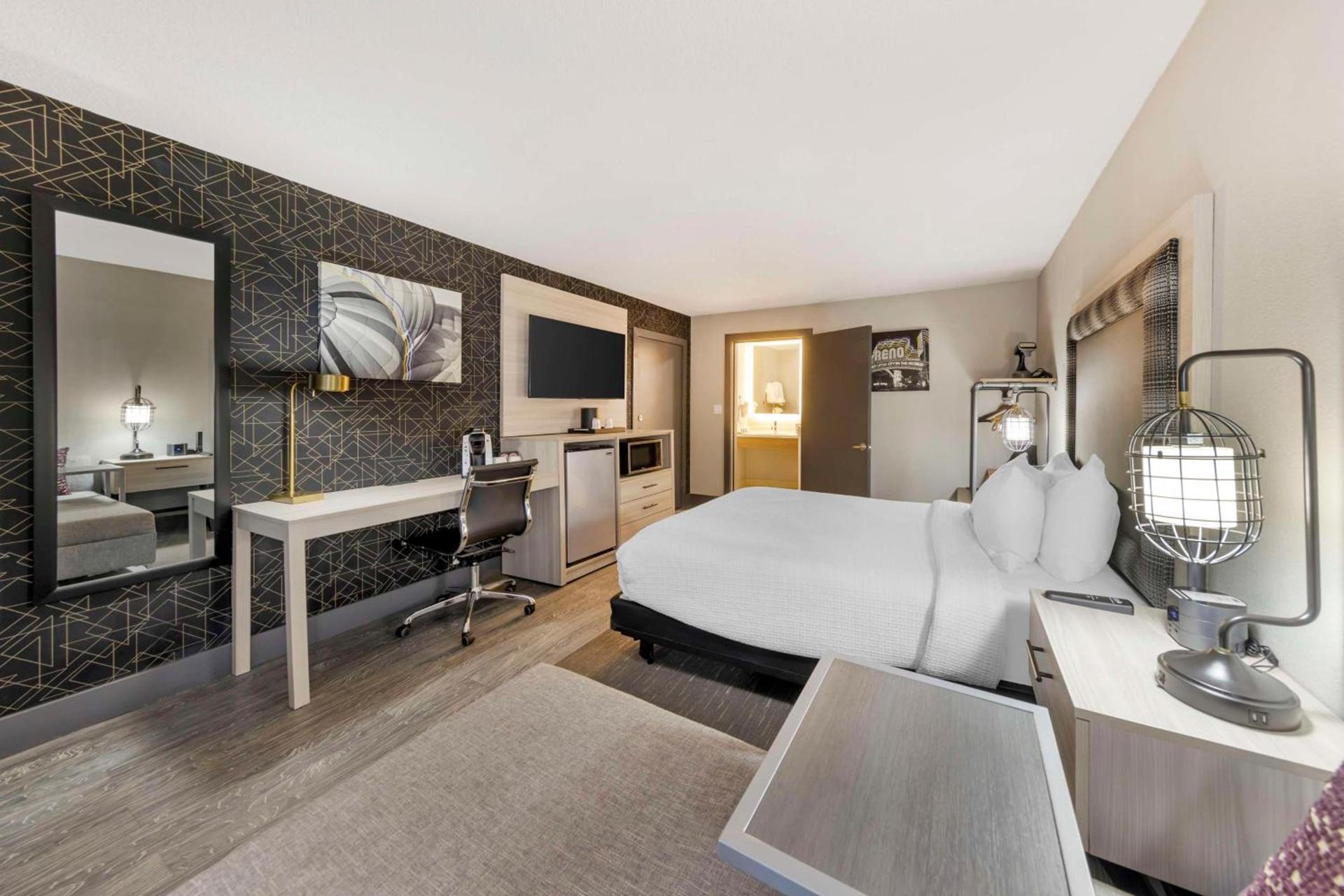 Aiden by Best Western South Reno photo 25