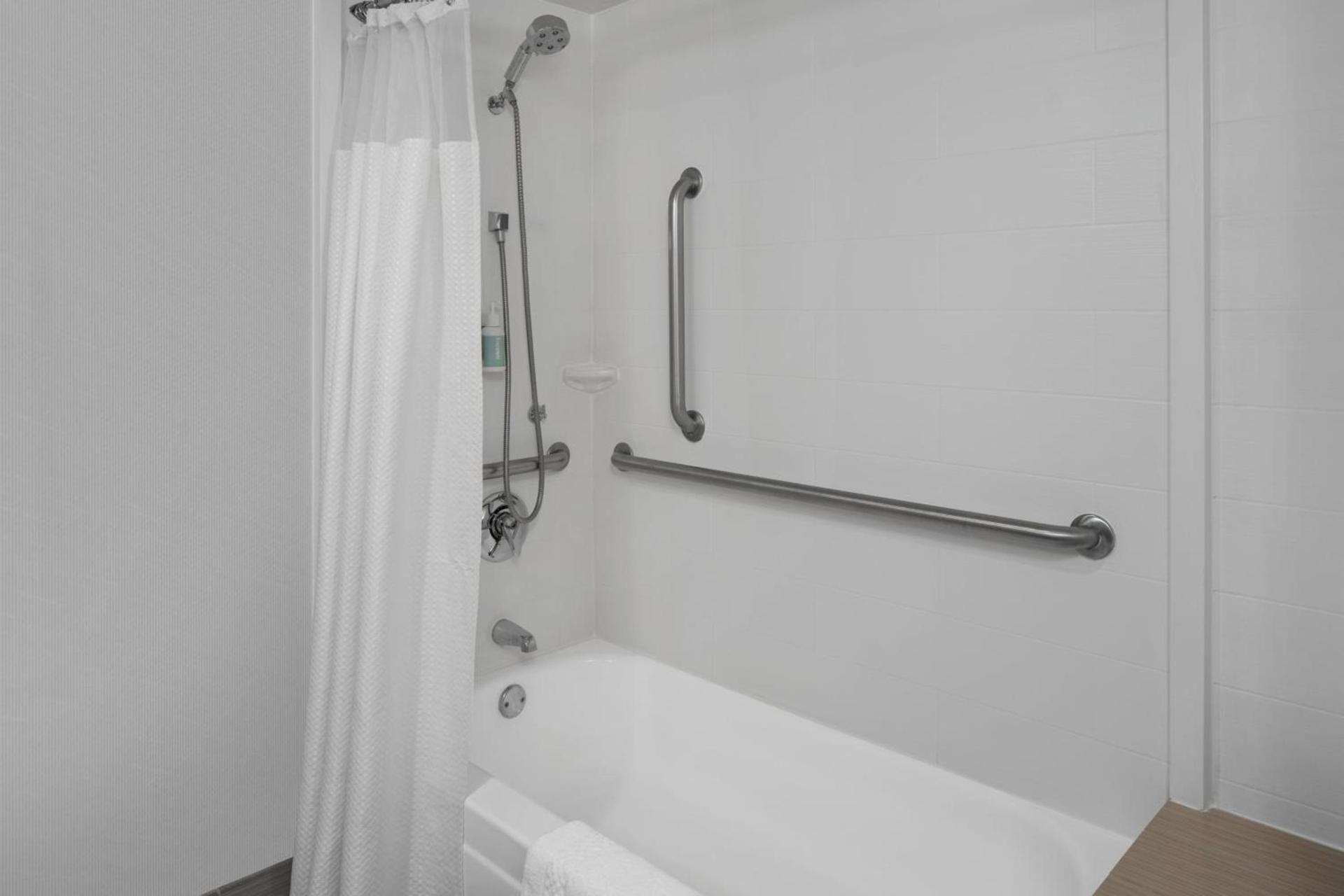 Courtyard by Marriott Cypress Anaheim / Orange County photo 15